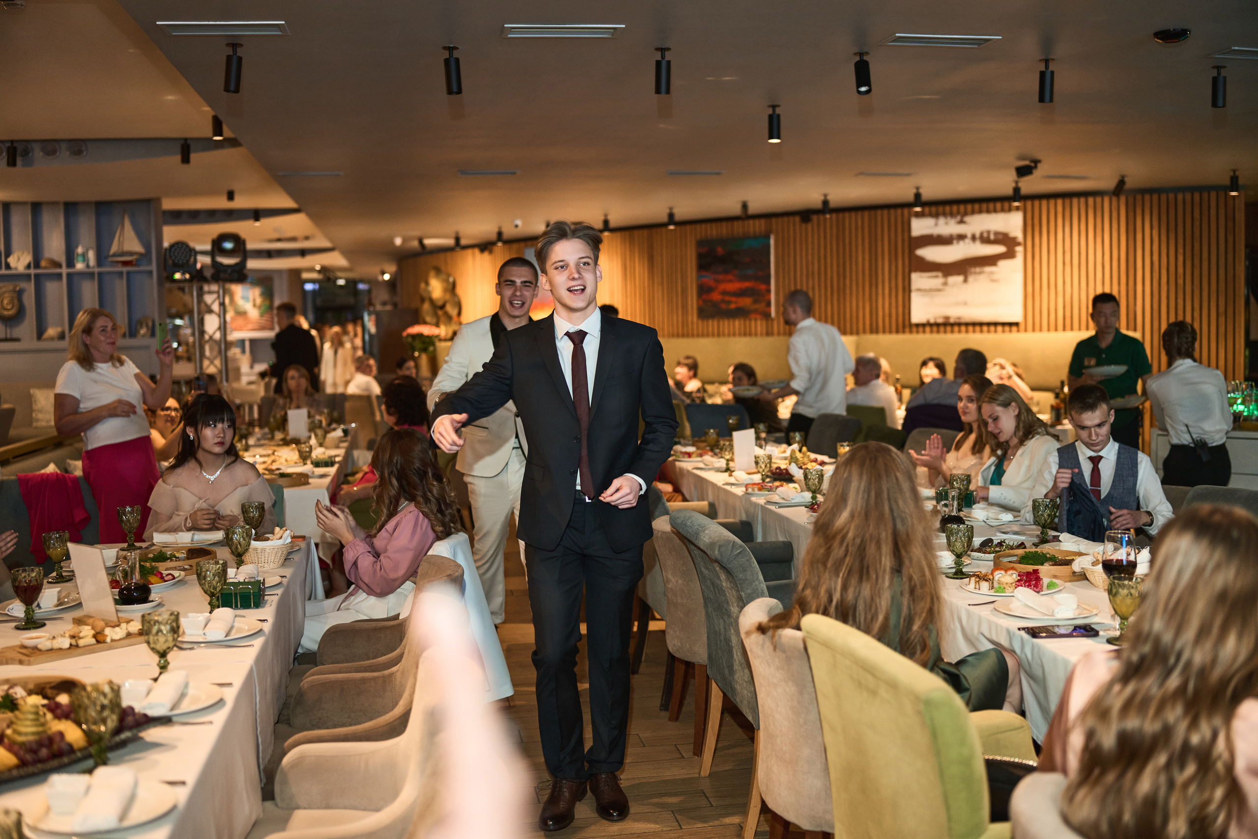 Выпускной (школа и банкет). Фотограф Олег Сотник