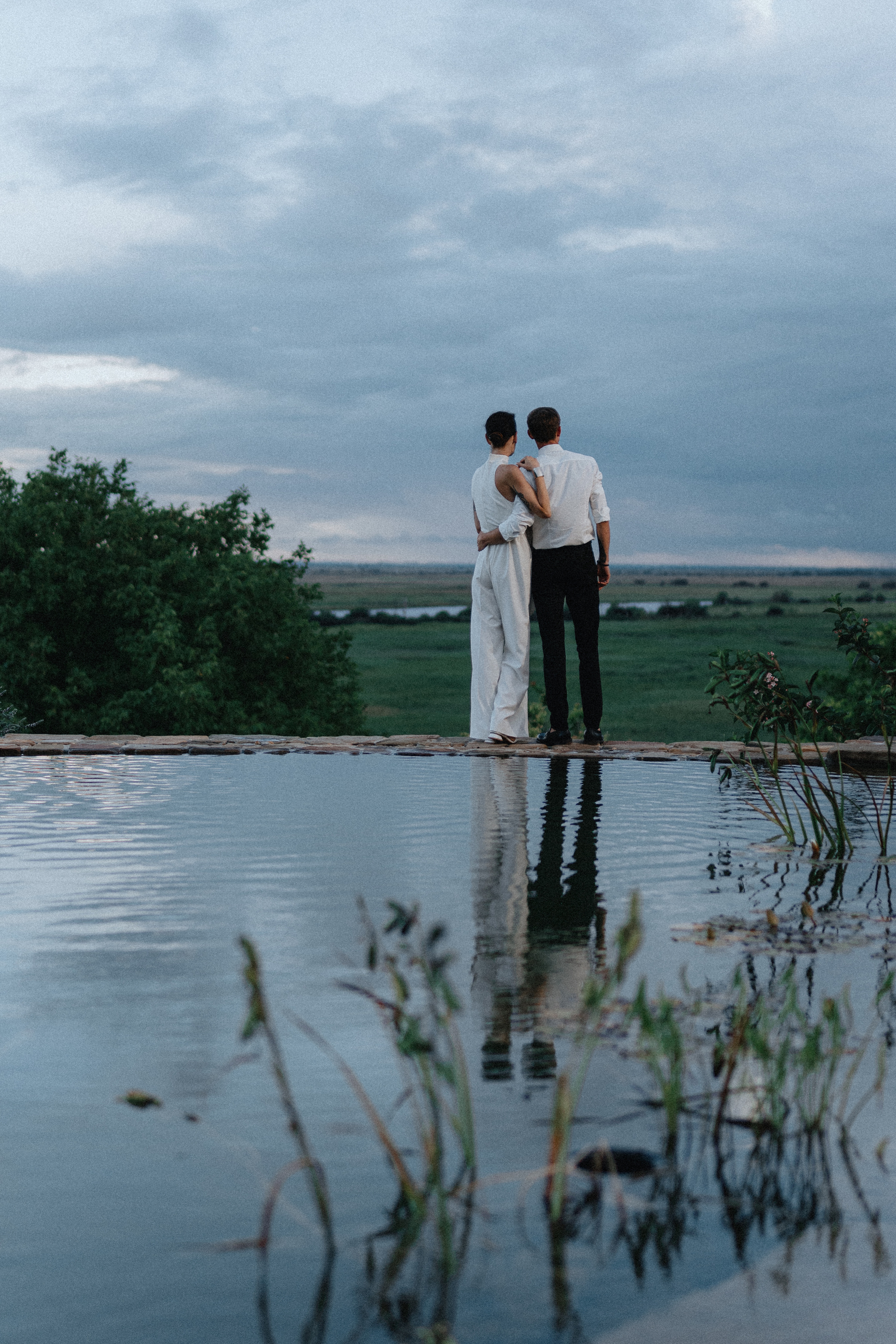 Свадебная прогулка на винодельне. Фотограф Олег Сотник