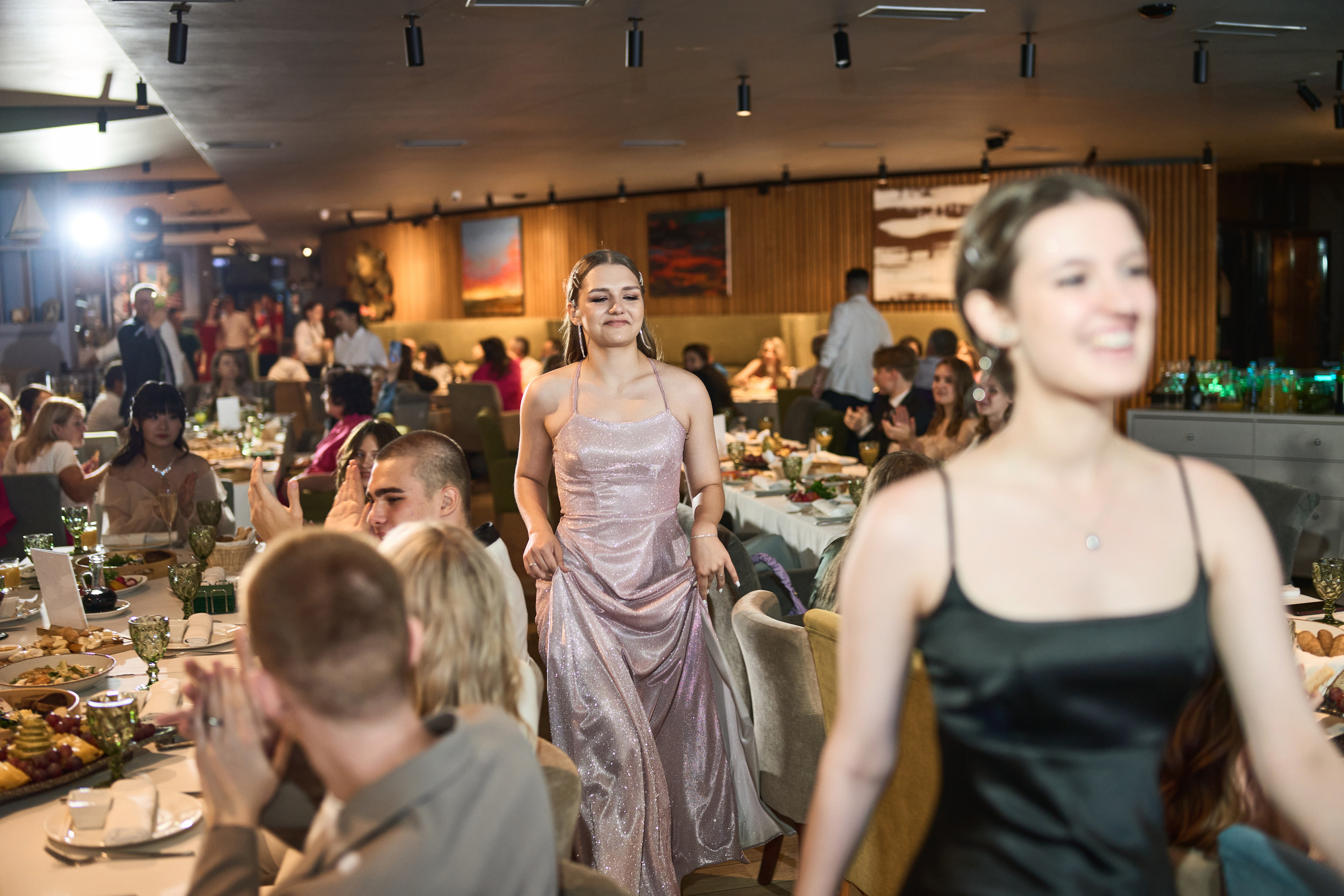 Выпускной (школа и банкет). Фотограф Олег Сотник