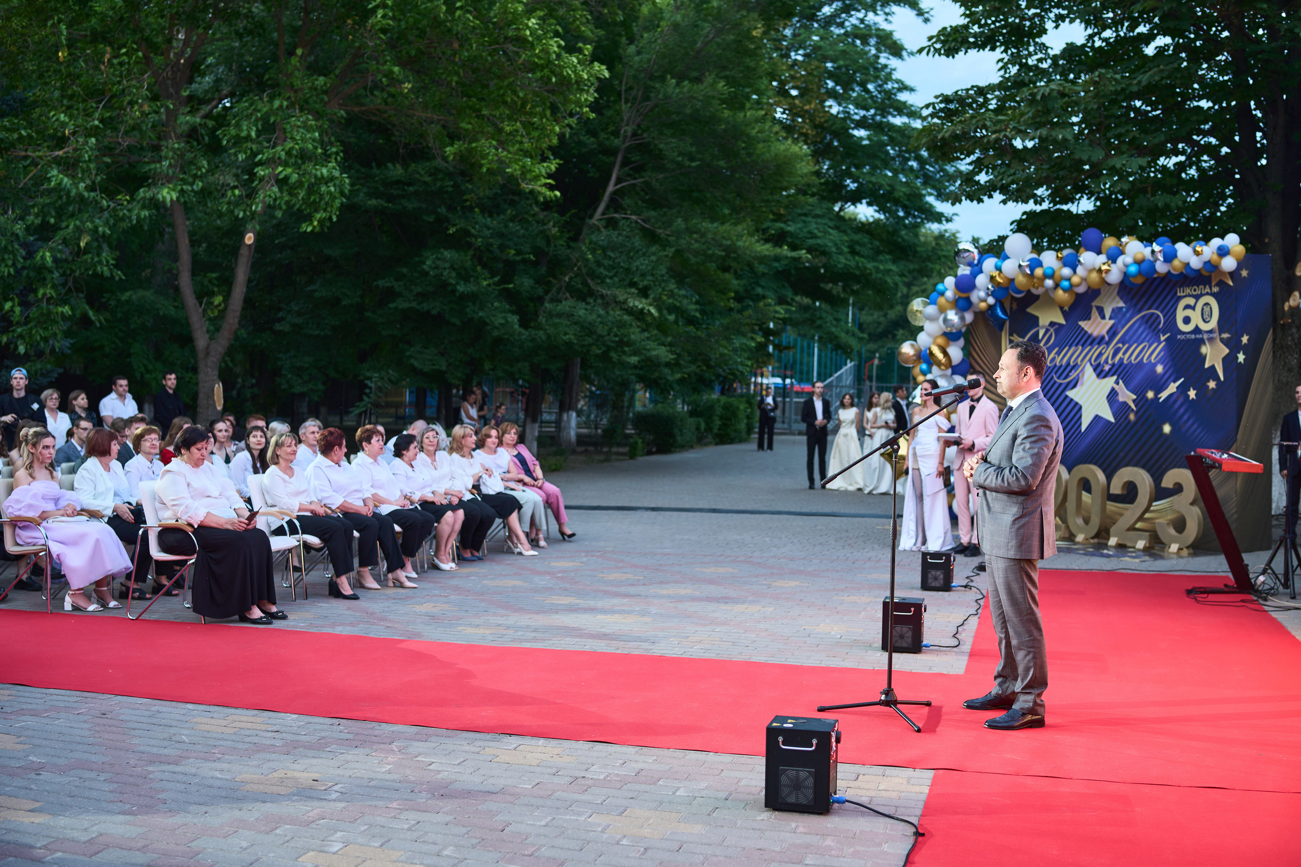 Выпускной (школа и банкет). Фотограф Олег Сотник