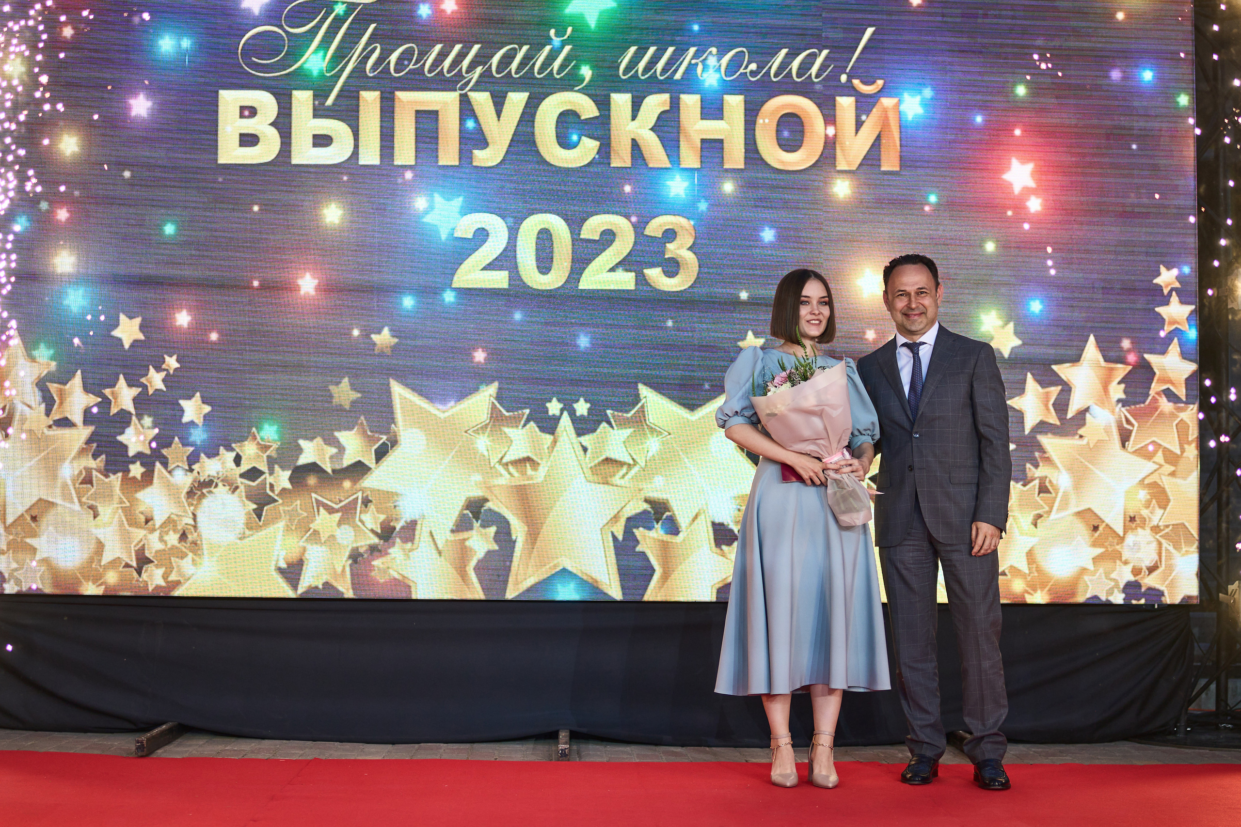 Выпускной (школа и банкет). Фотограф Олег Сотник