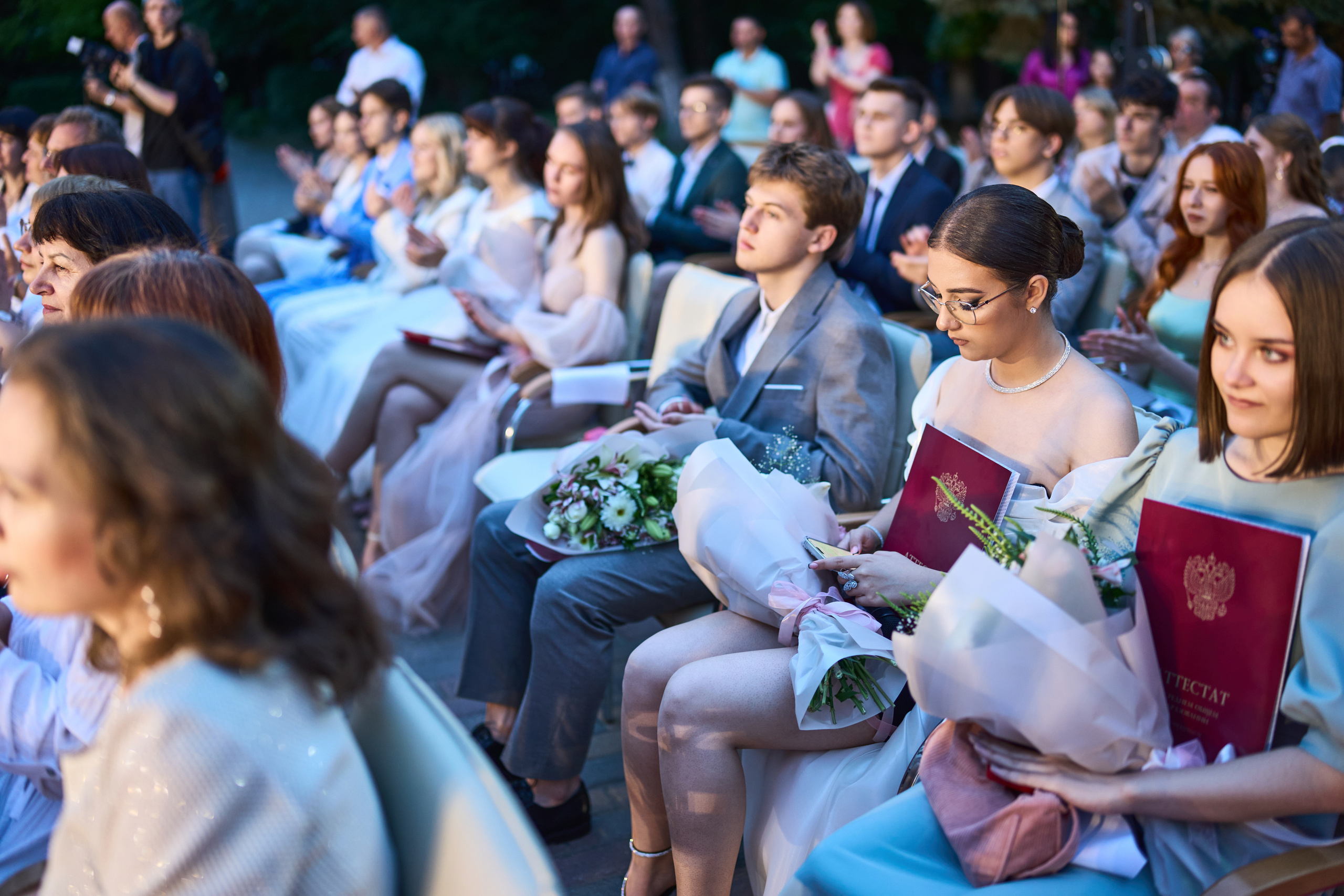 Выпускной (школа и банкет). Фотограф Олег Сотник