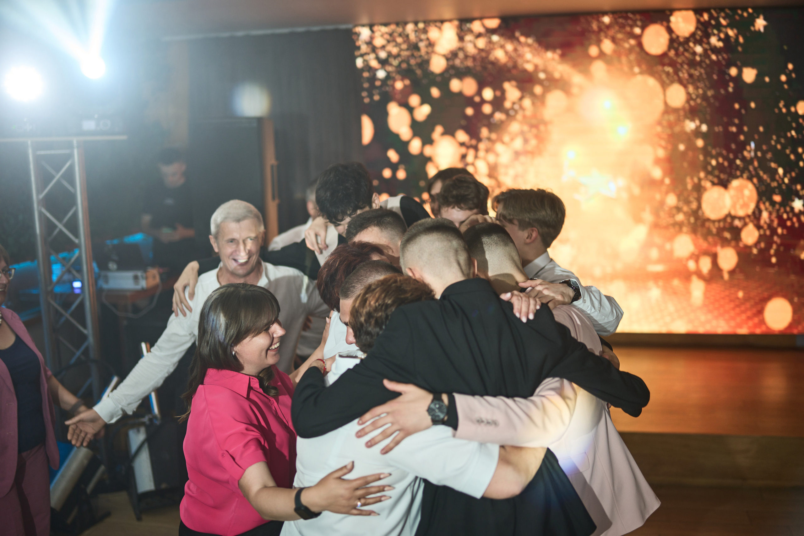 Выпускной (школа и банкет). Фотограф Олег Сотник