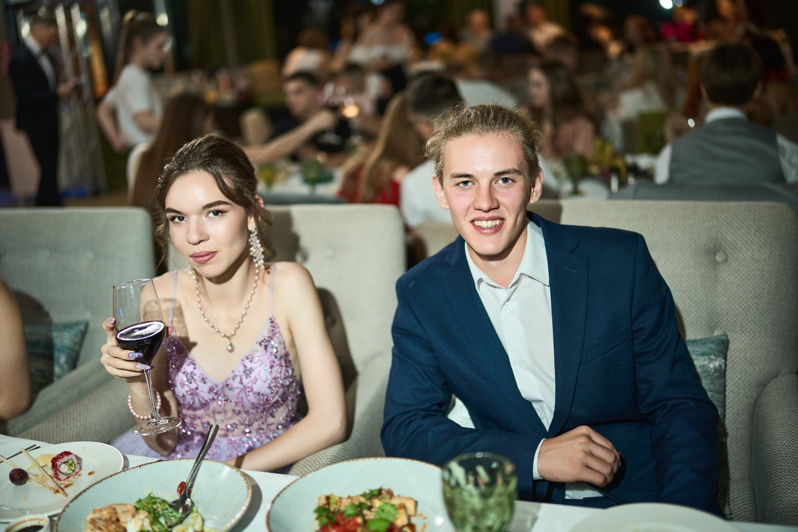 Выпускной (школа и банкет). Фотограф Олег Сотник