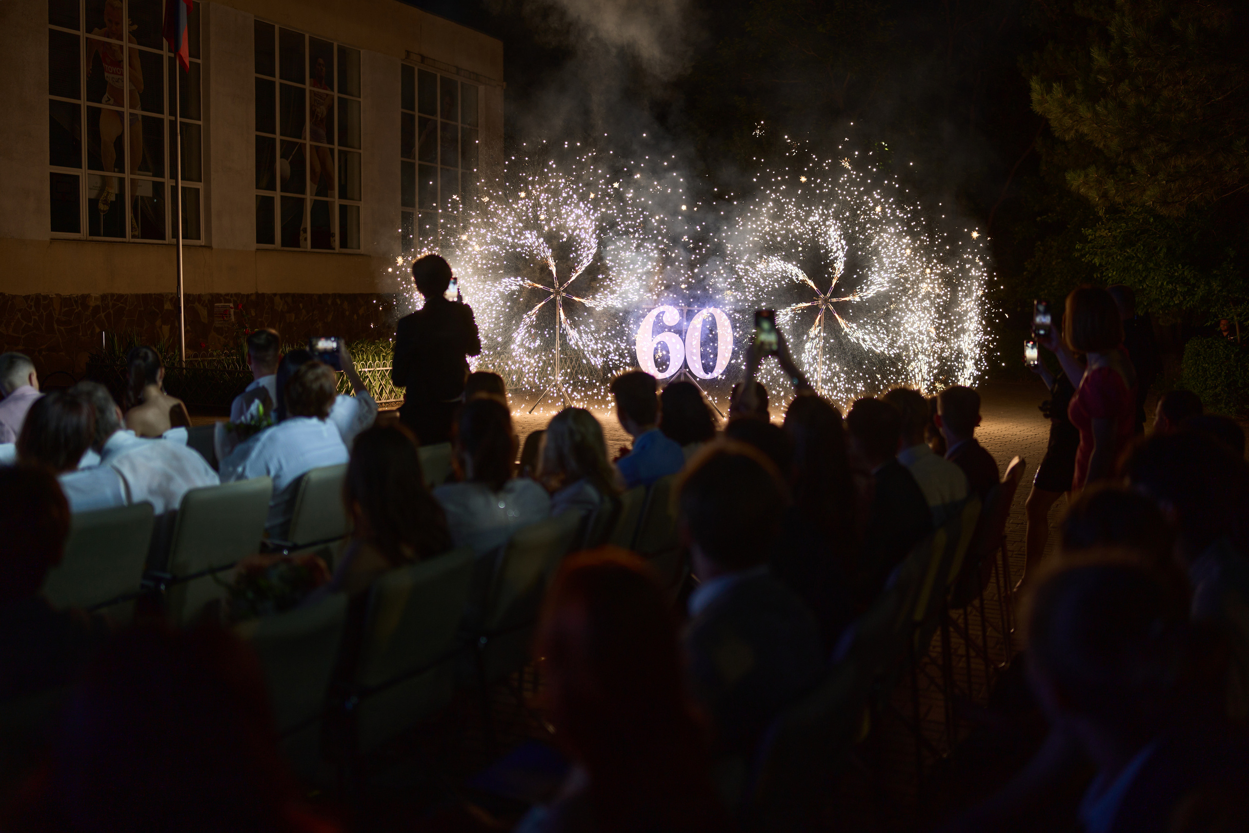 Выпускной (школа и банкет). Фотограф Олег Сотник