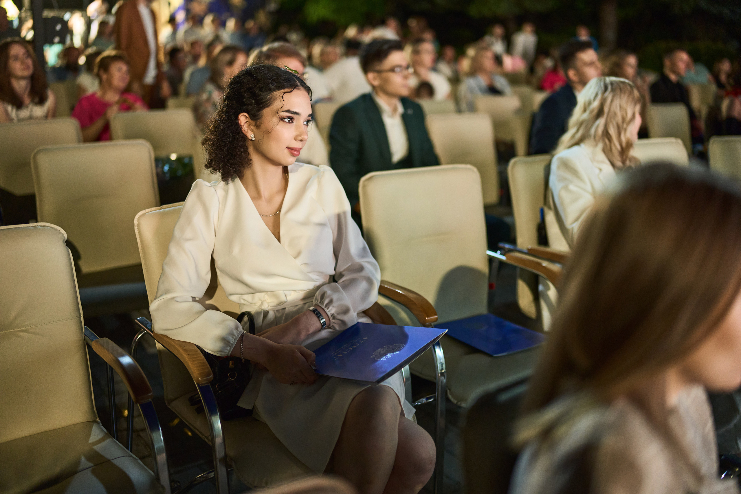 Выпускной (школа и банкет). Фотограф Олег Сотник