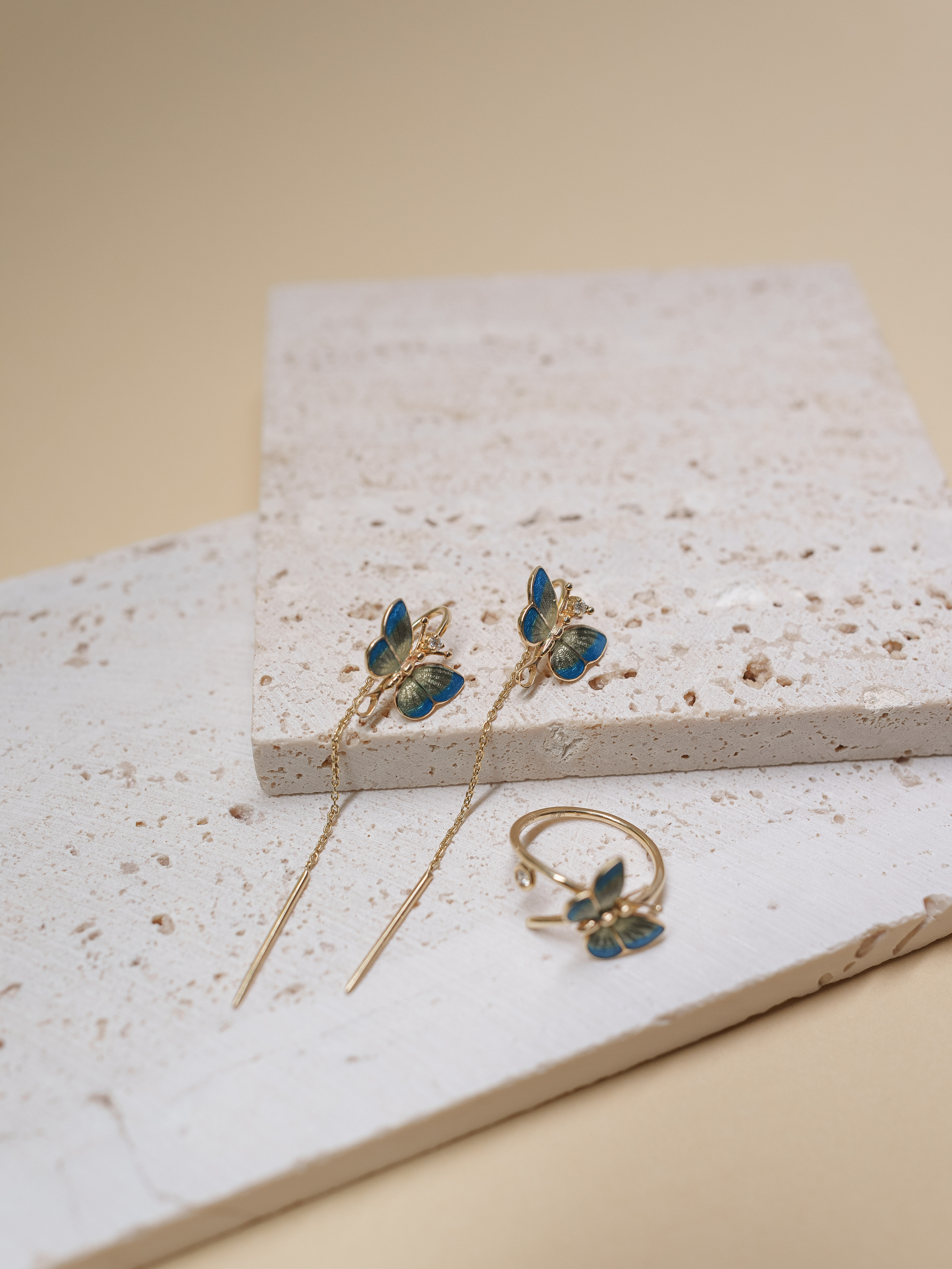 Предметная съемка ювелирных изделий для «Roberto bravo». Фотограф Олег Сотник