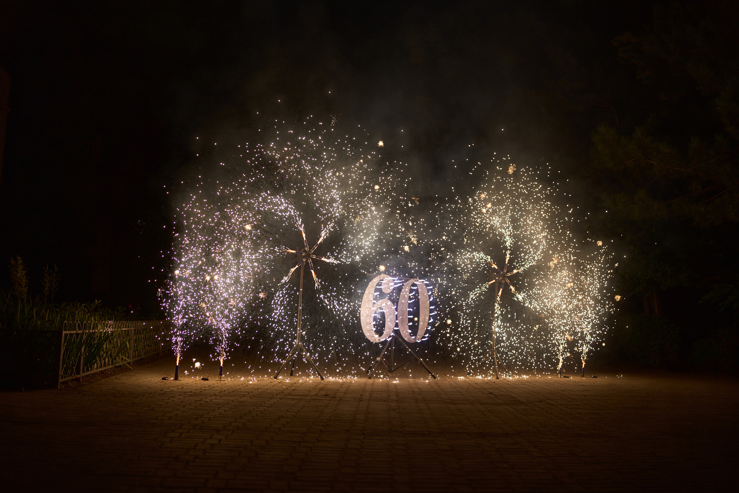 Выпускной (школа и банкет). Фотограф Олег Сотник