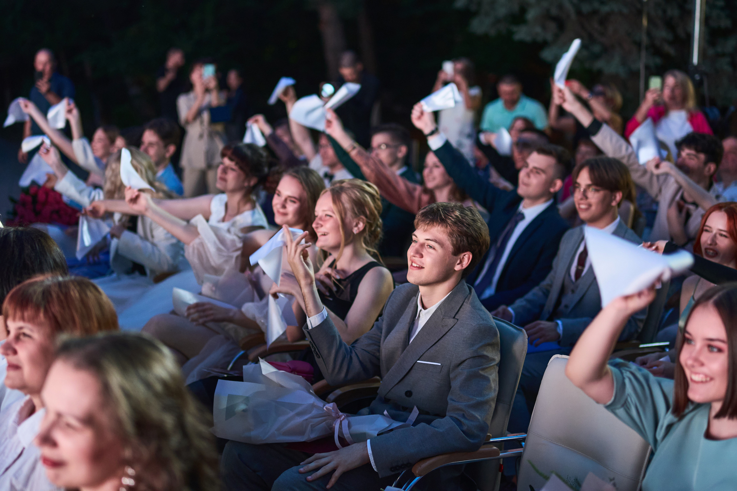 Выпускной (школа и банкет). Фотограф Олег Сотник