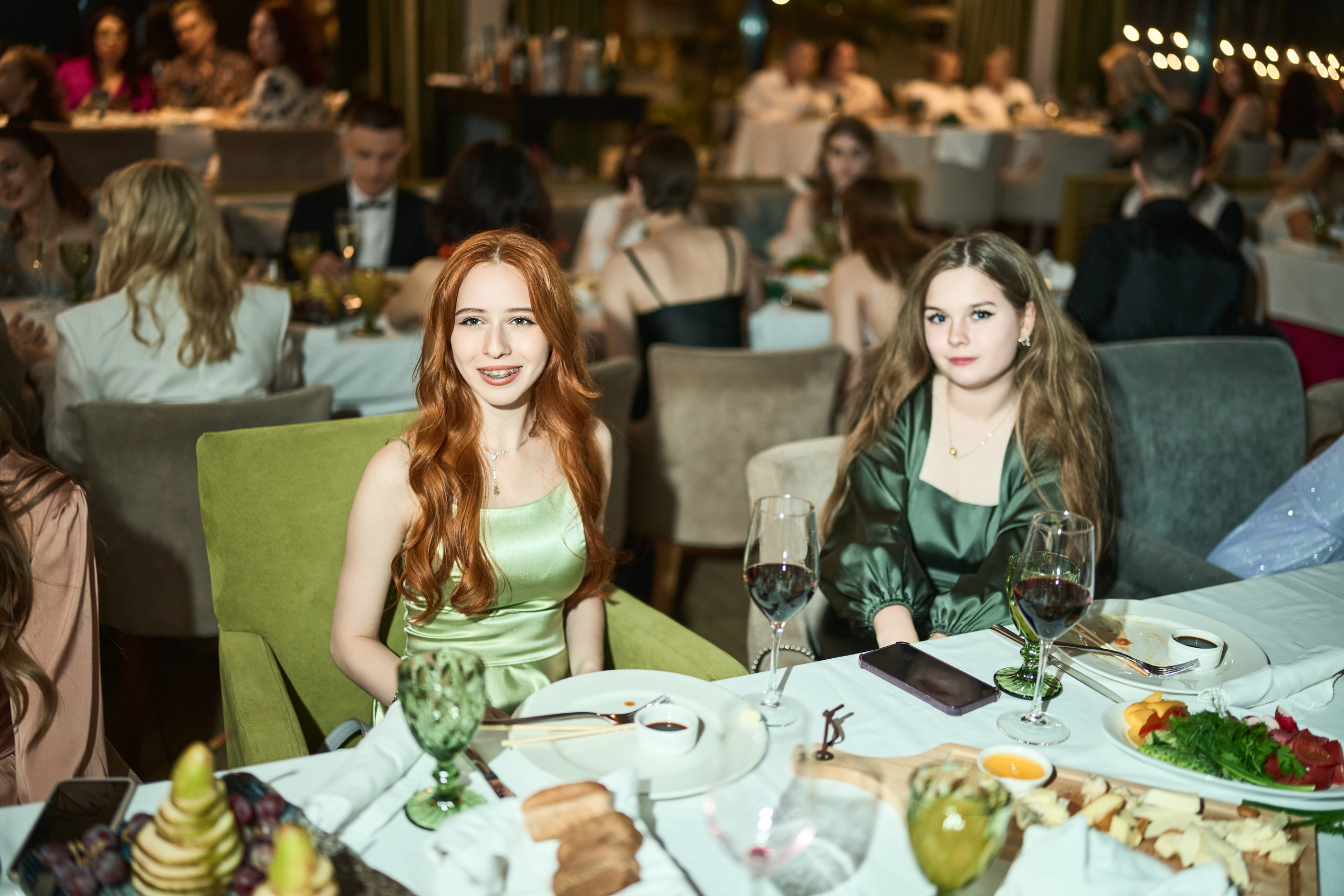 Выпускной (школа и банкет). Фотограф Олег Сотник