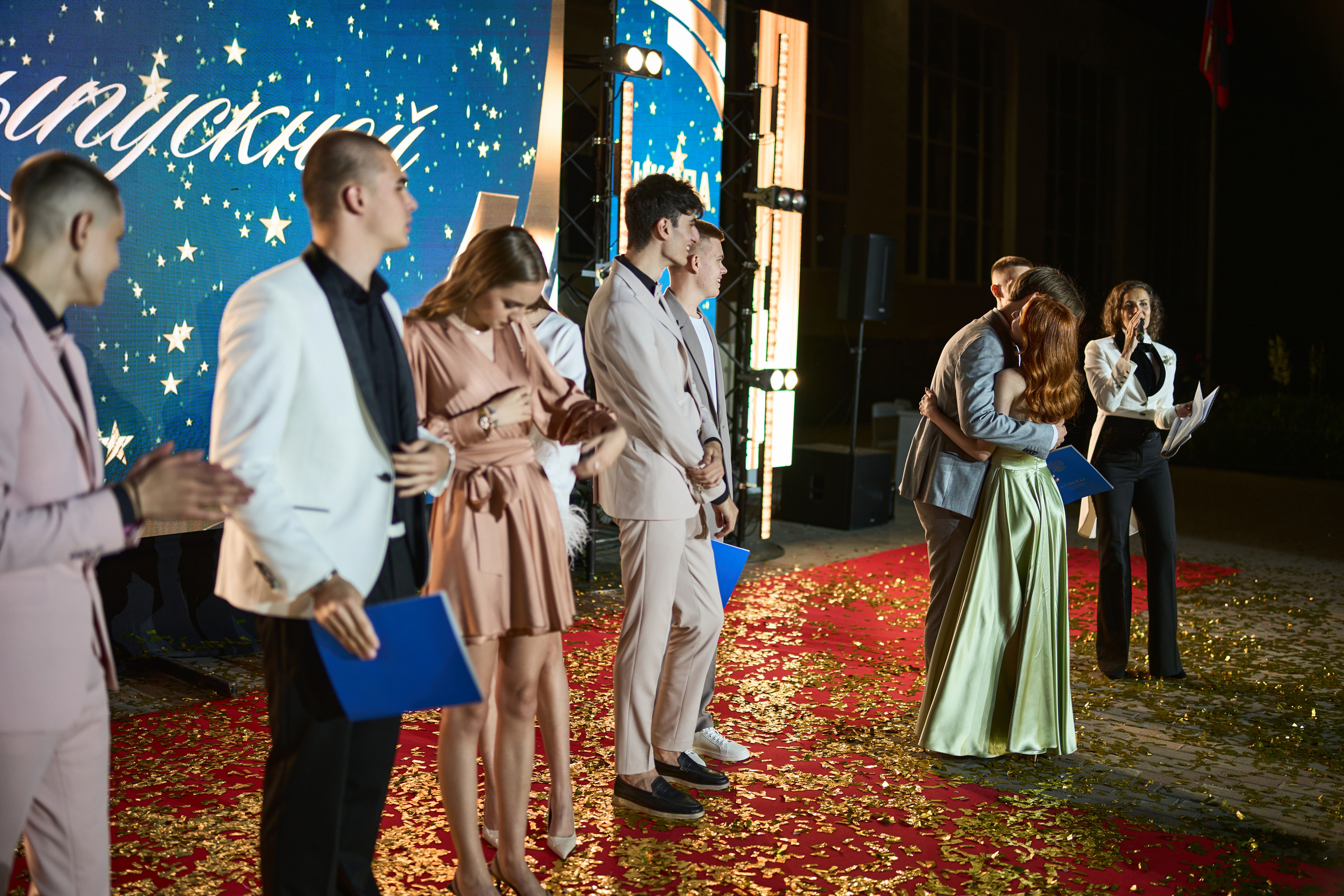 Выпускной (школа и банкет). Фотограф Олег Сотник