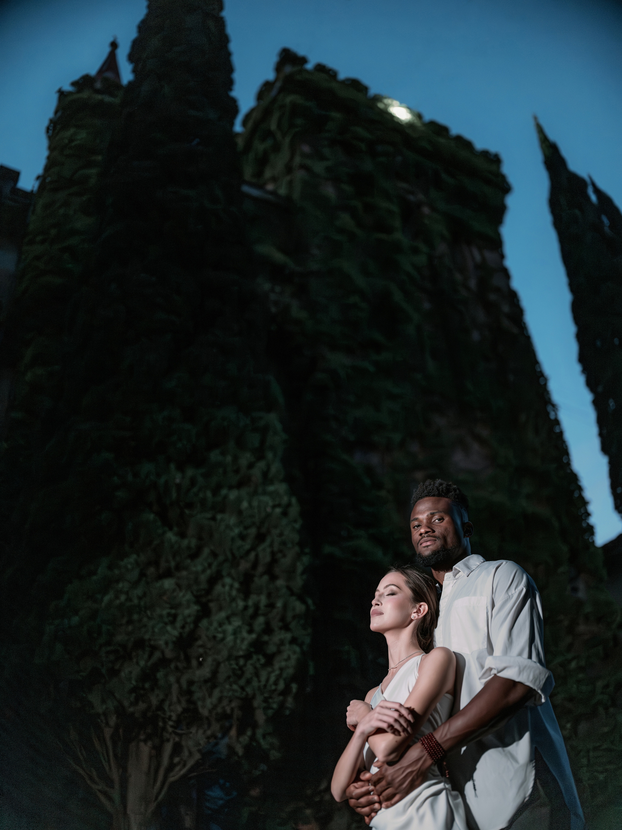 Свадебная прогулка в замке княгини Гагариной. Фотограф Олег Сотник