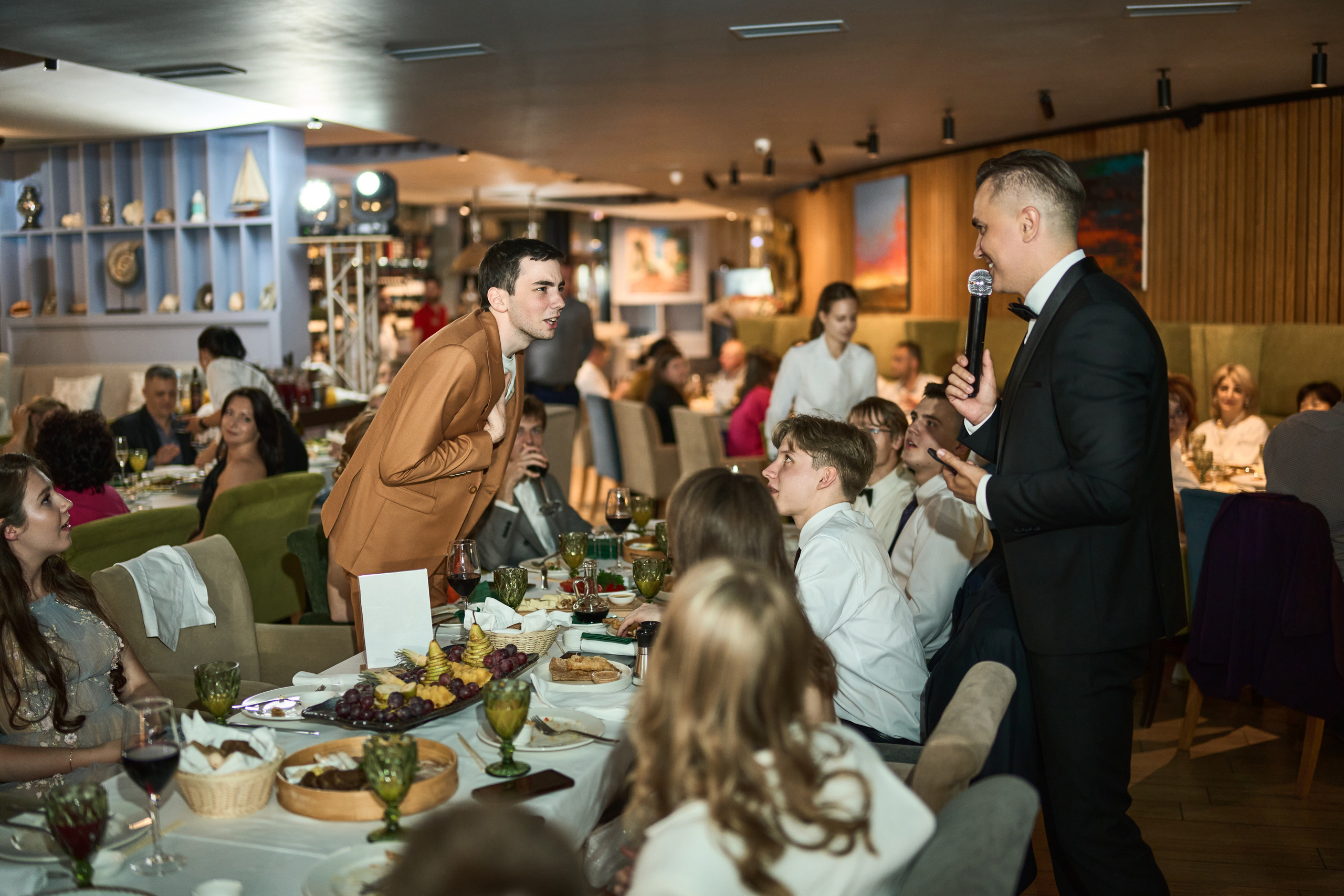 Выпускной (школа и банкет). Фотограф Олег Сотник