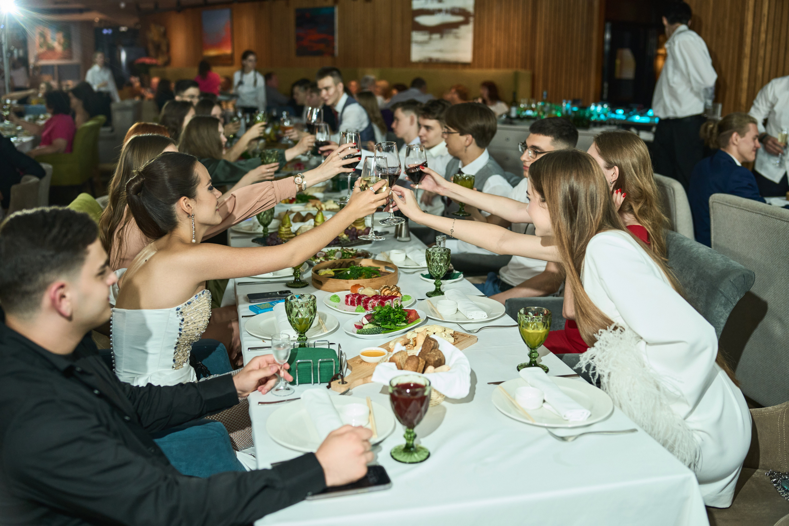 Выпускной (школа и банкет). Фотограф Олег Сотник