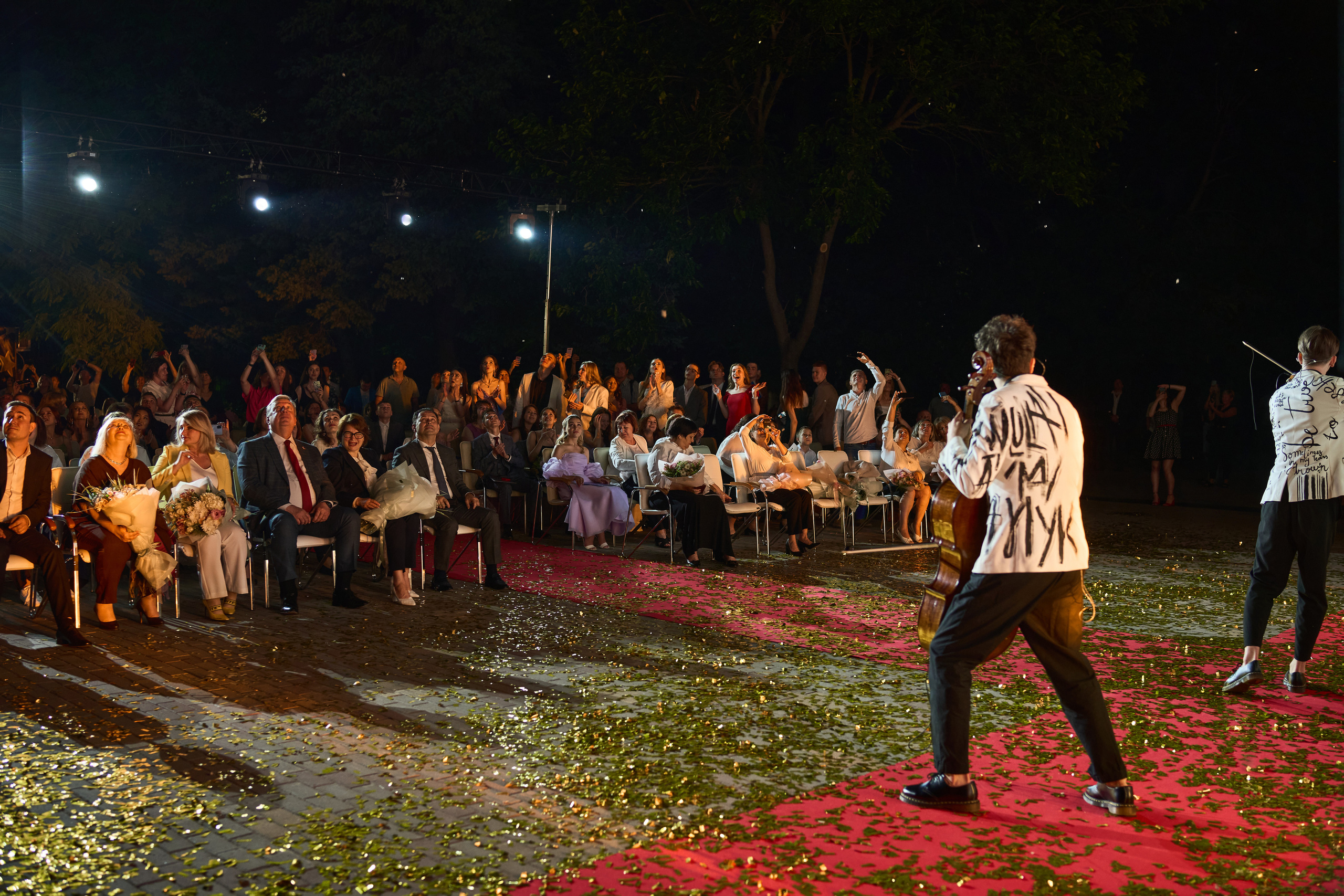 Выпускной (школа и банкет). Фотограф Олег Сотник
