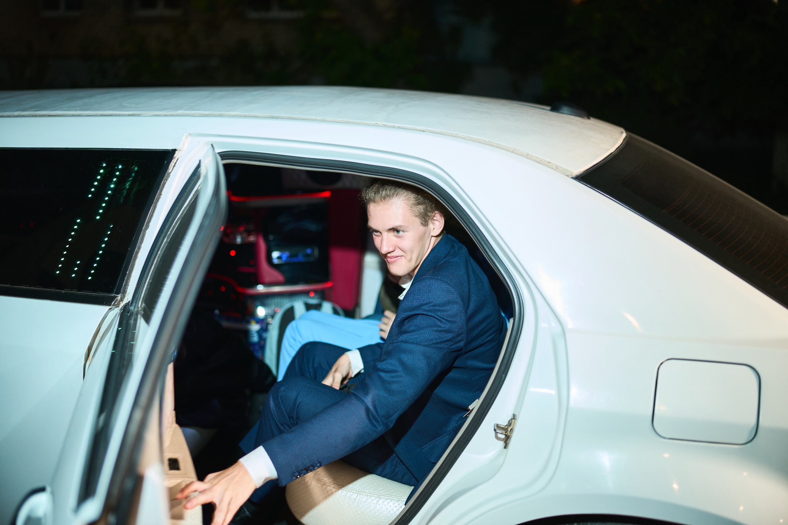 Выпускной (школа и банкет). Фотограф Олег Сотник