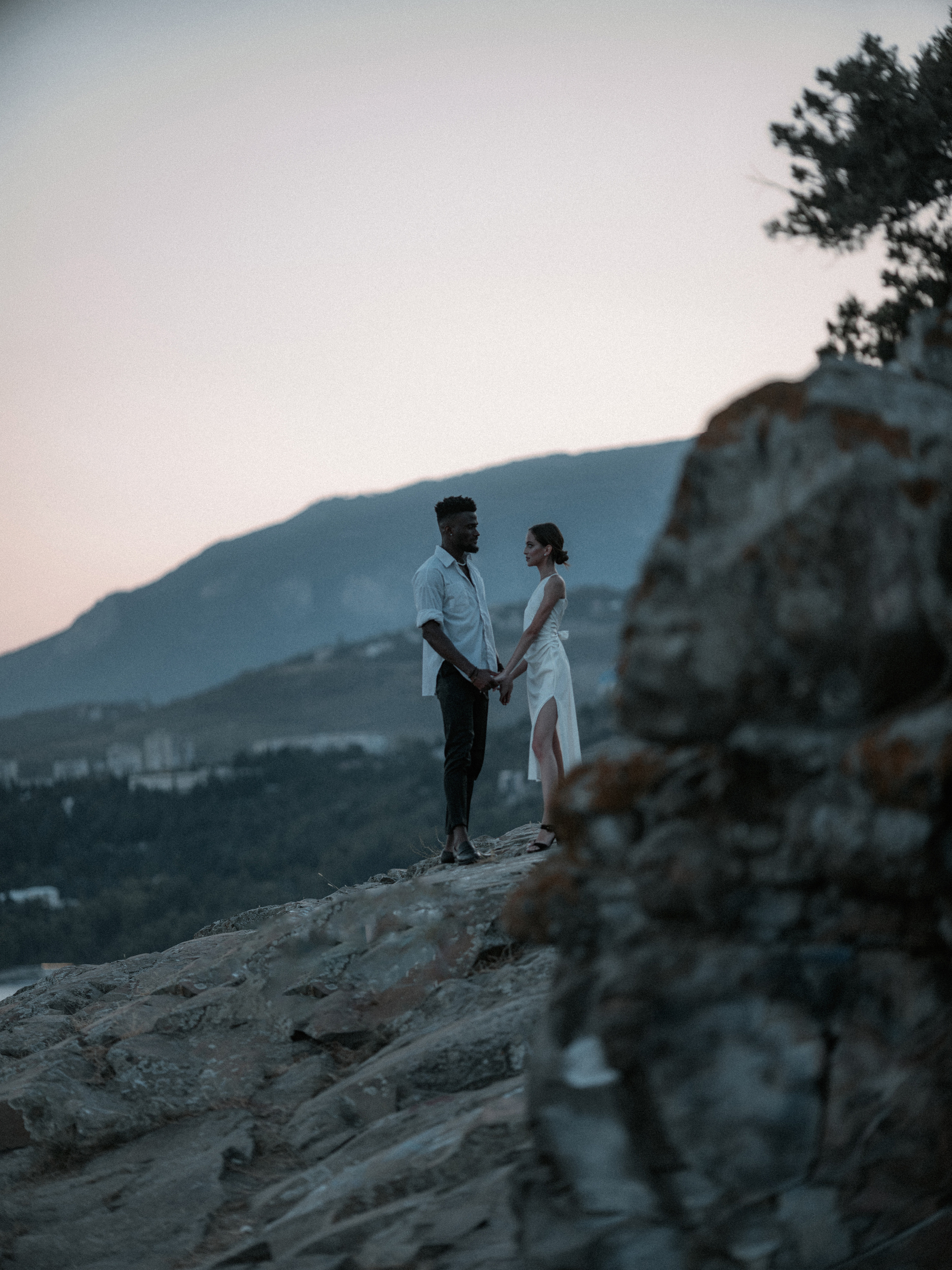 Свадебная прогулка в замке княгини Гагариной. Фотограф Олег Сотник