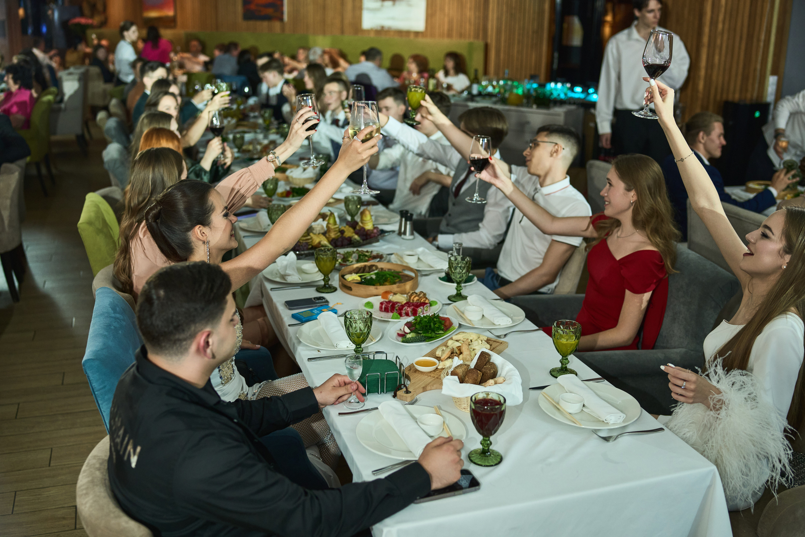 Выпускной (школа и банкет). Фотограф Олег Сотник