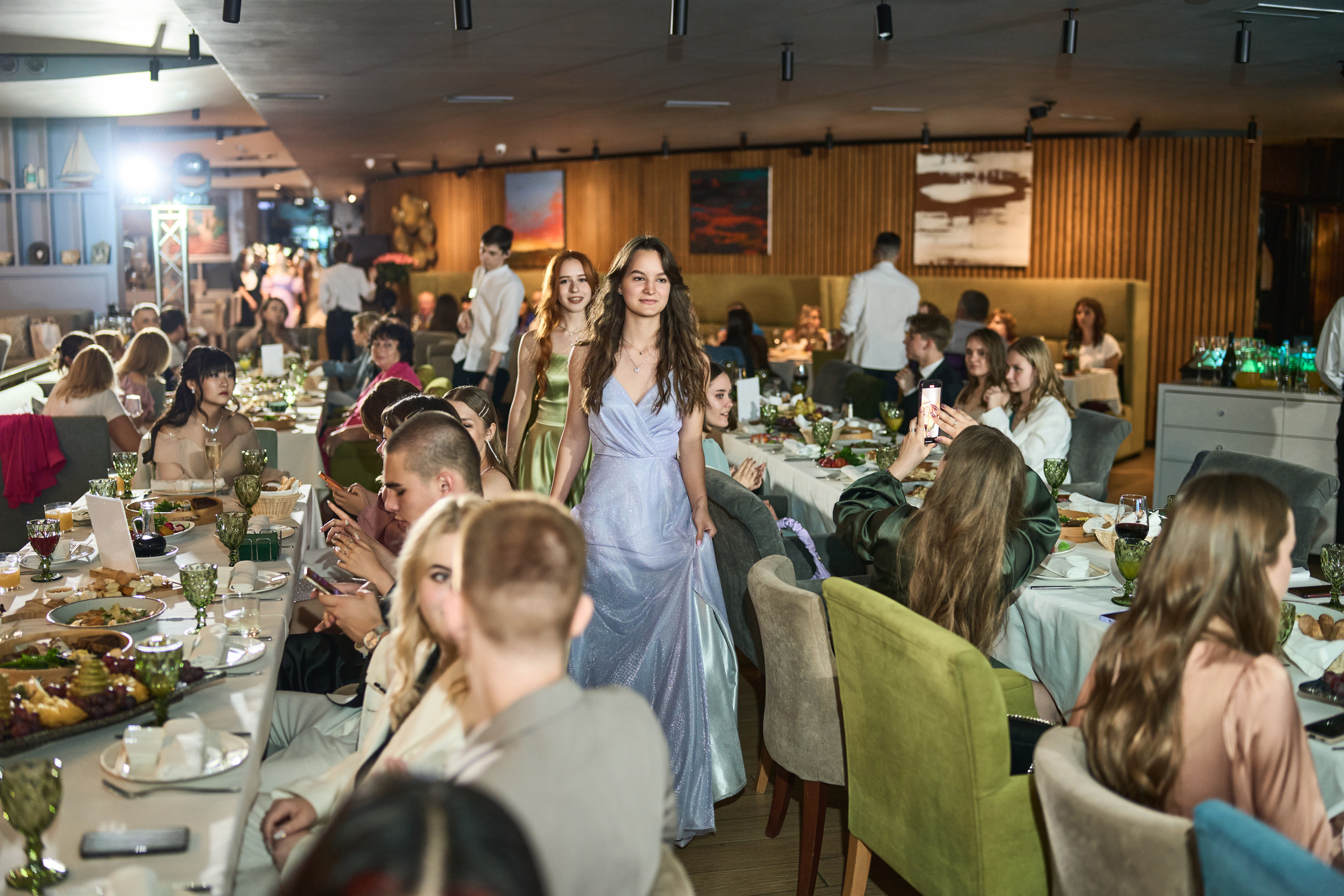 Выпускной (школа и банкет). Фотограф Олег Сотник