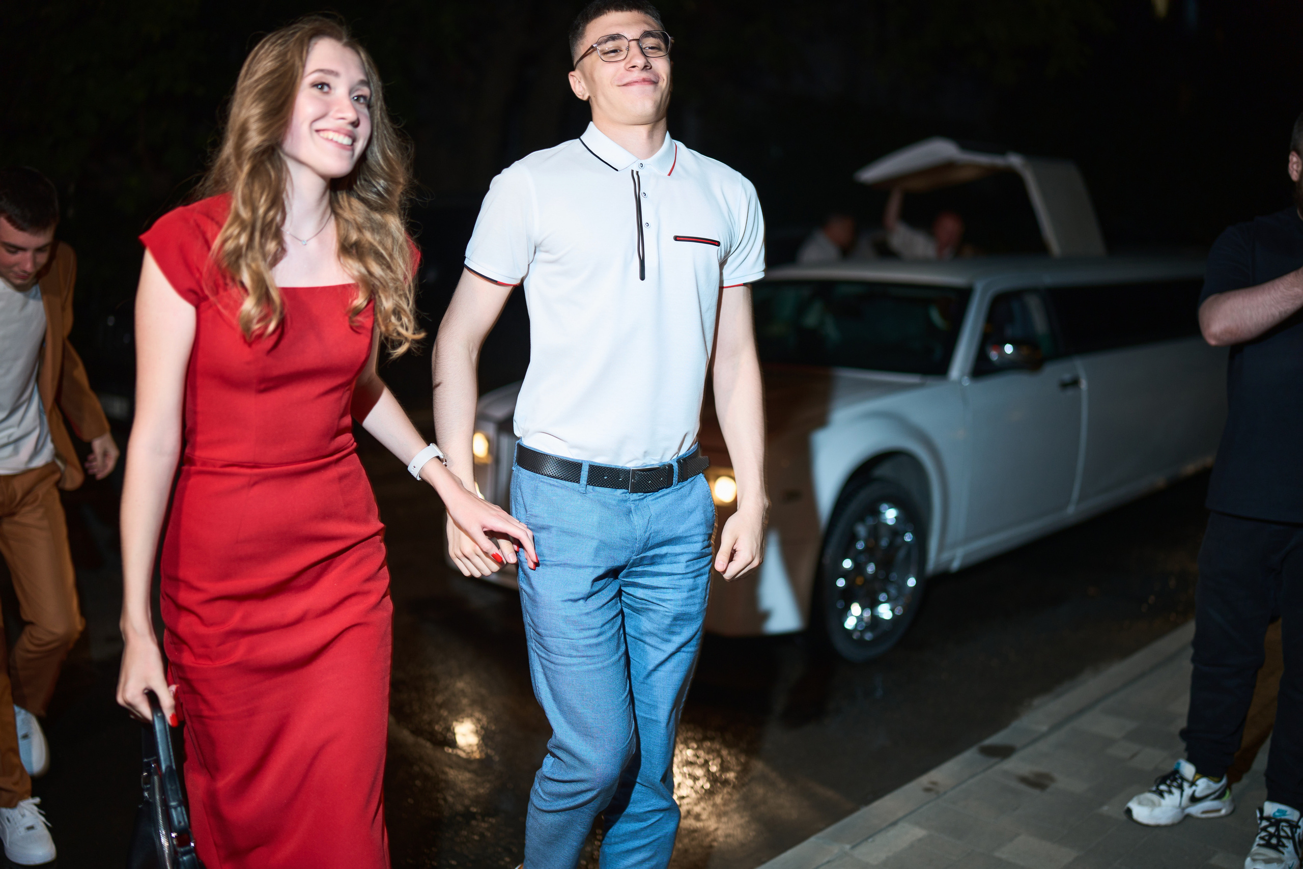 Выпускной (школа и банкет). Фотограф Олег Сотник