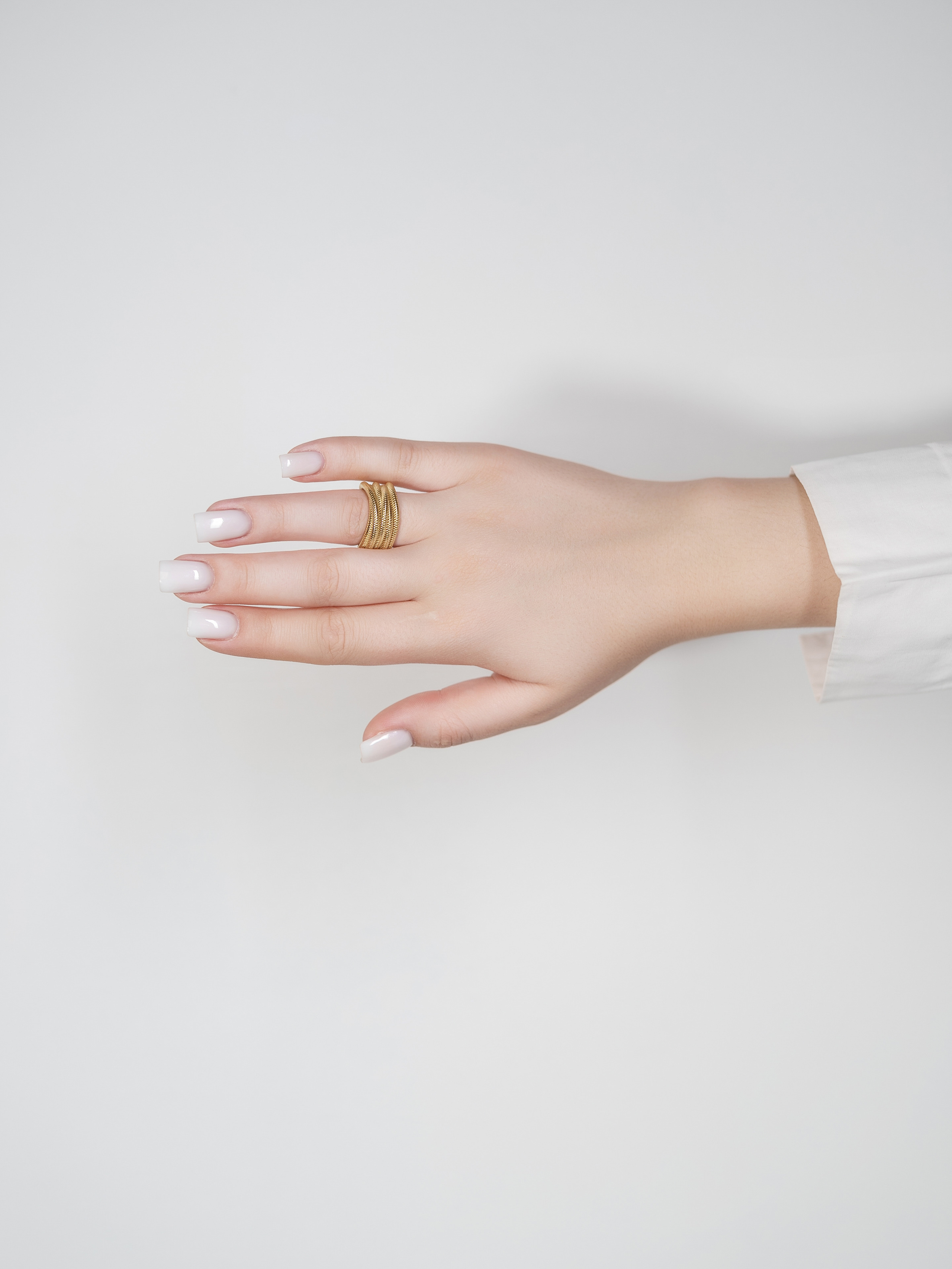 Предметная съемка ювелирных изделий для «Roberto bravo». Фотограф Олег Сотник