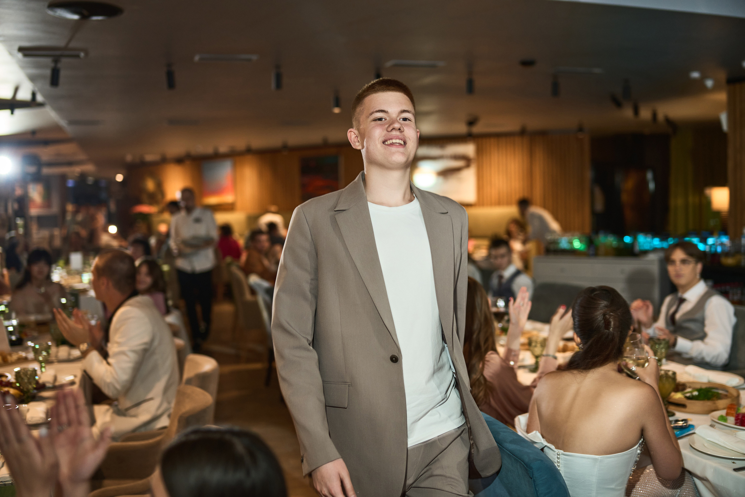 Выпускной (школа и банкет). Фотограф Олег Сотник