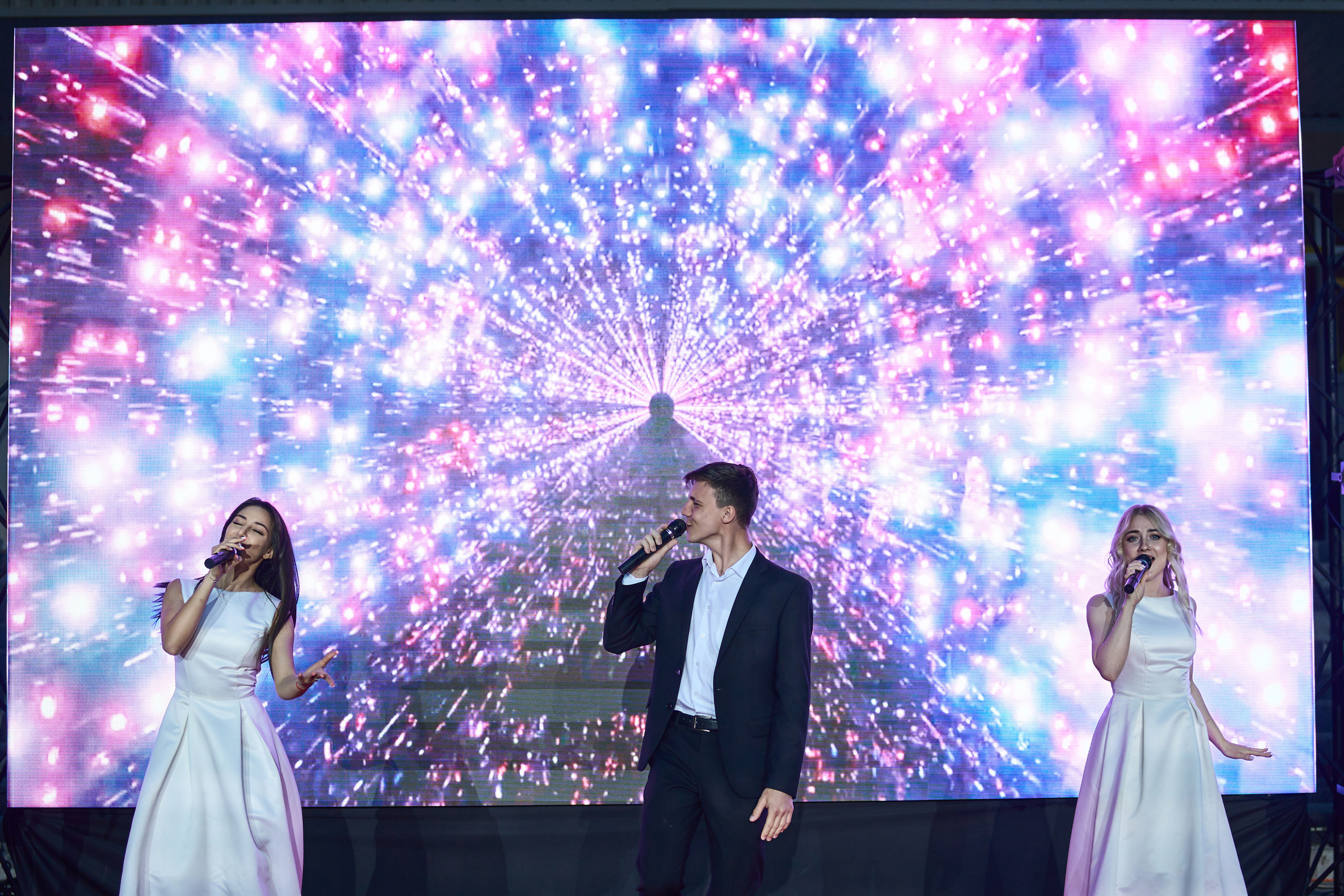 Выпускной (школа и банкет). Фотограф Олег Сотник