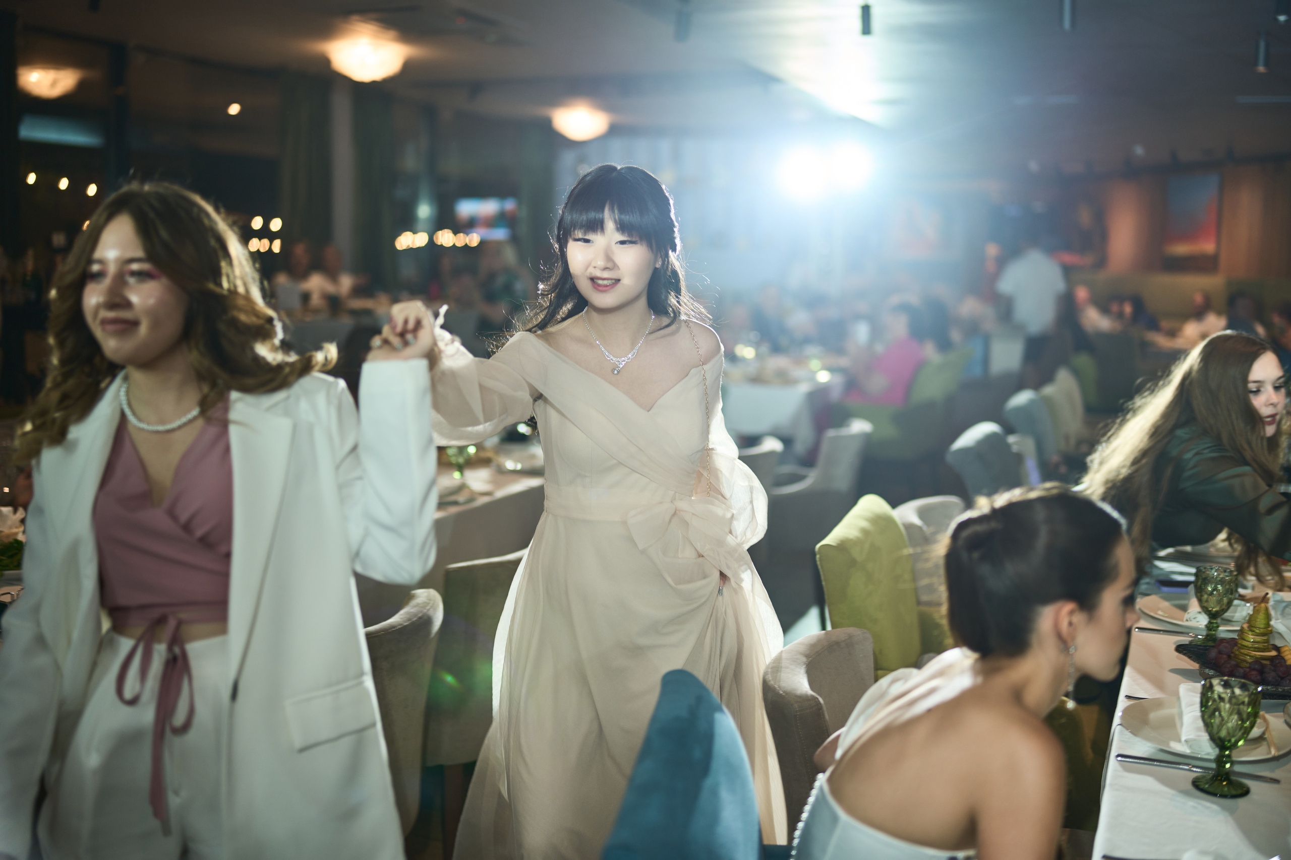 Выпускной (школа и банкет). Фотограф Олег Сотник