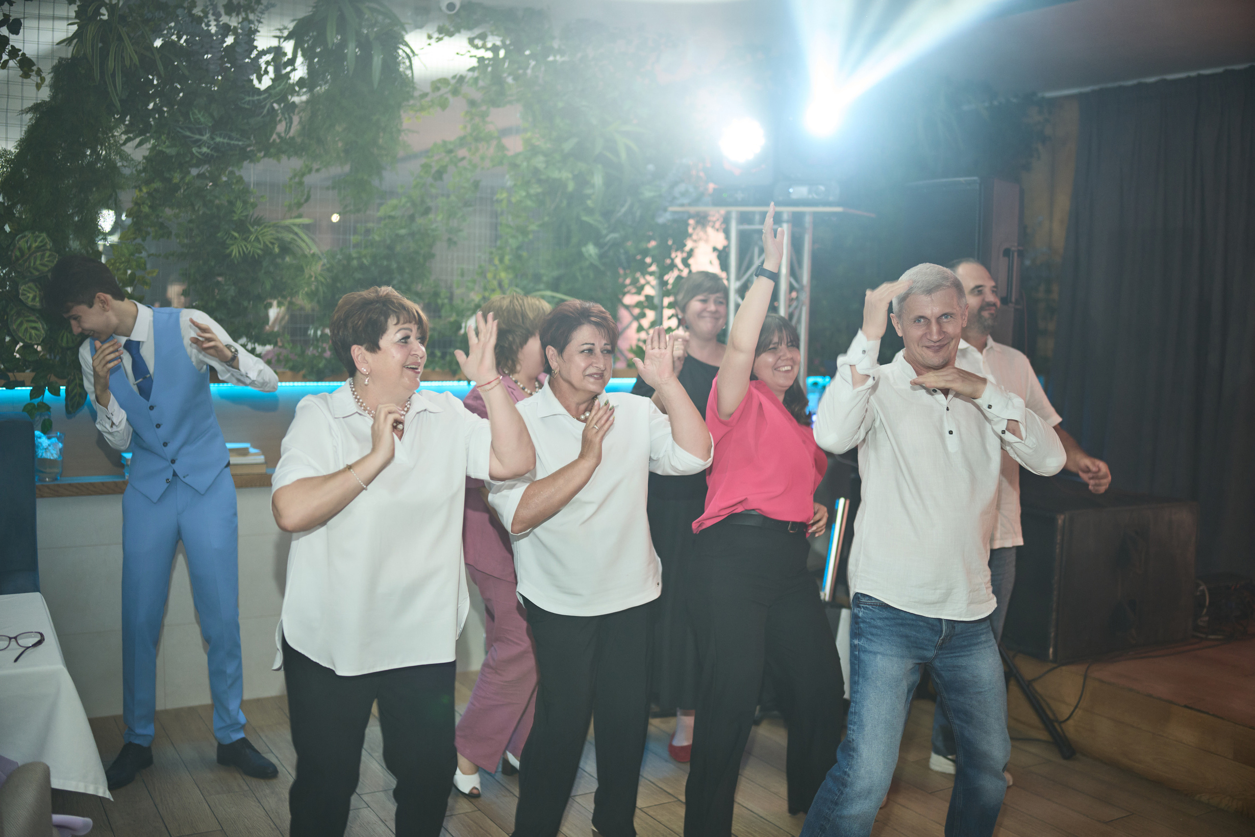 Выпускной (школа и банкет). Фотограф Олег Сотник