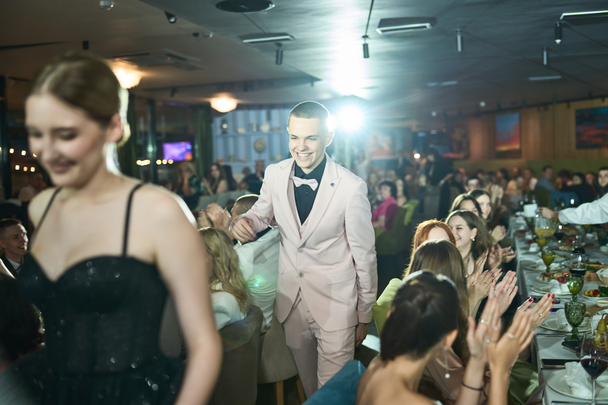 Выпускной (школа и банкет). Фотограф Олег Сотник