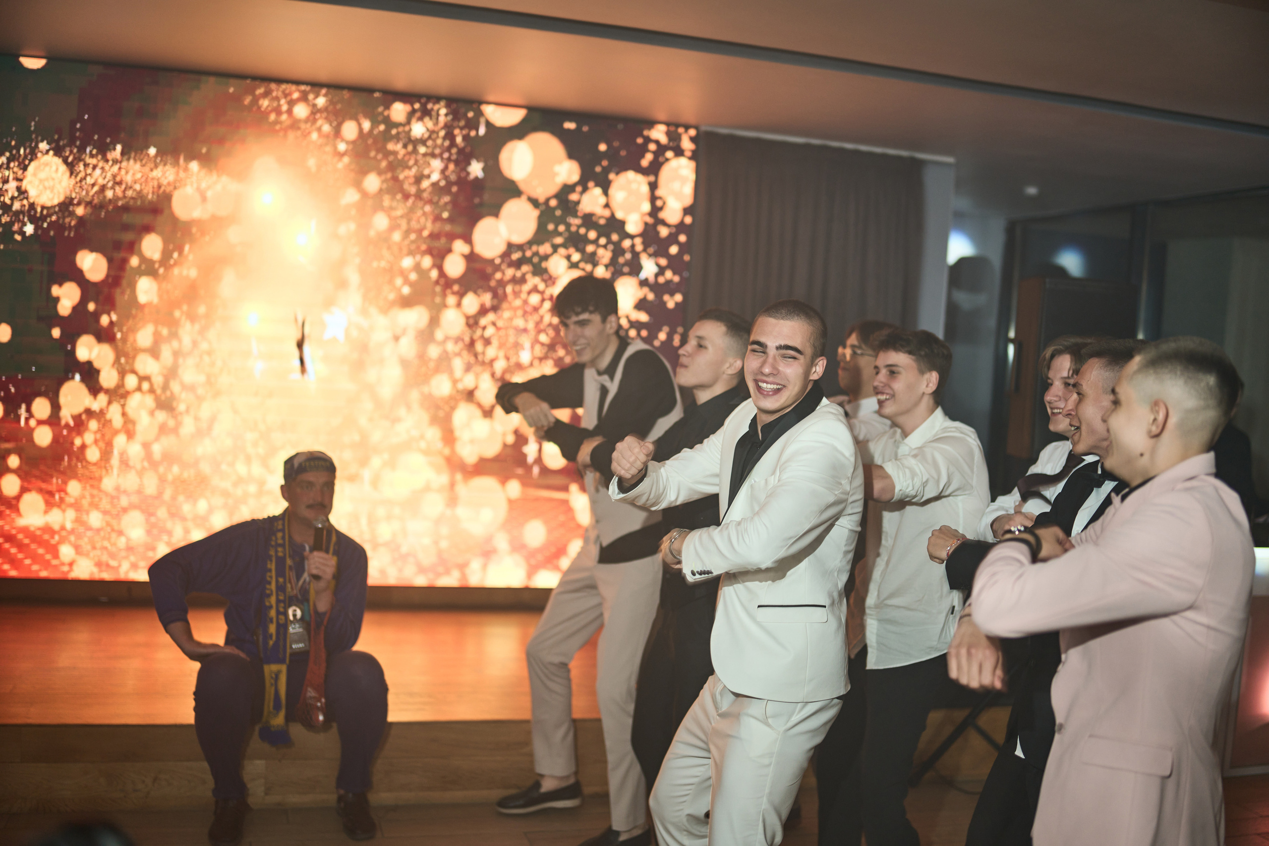 Выпускной (школа и банкет). Фотограф Олег Сотник