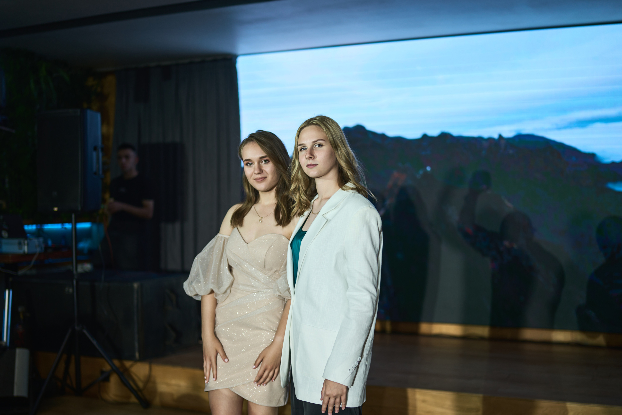 Выпускной (школа и банкет). Фотограф Олег Сотник