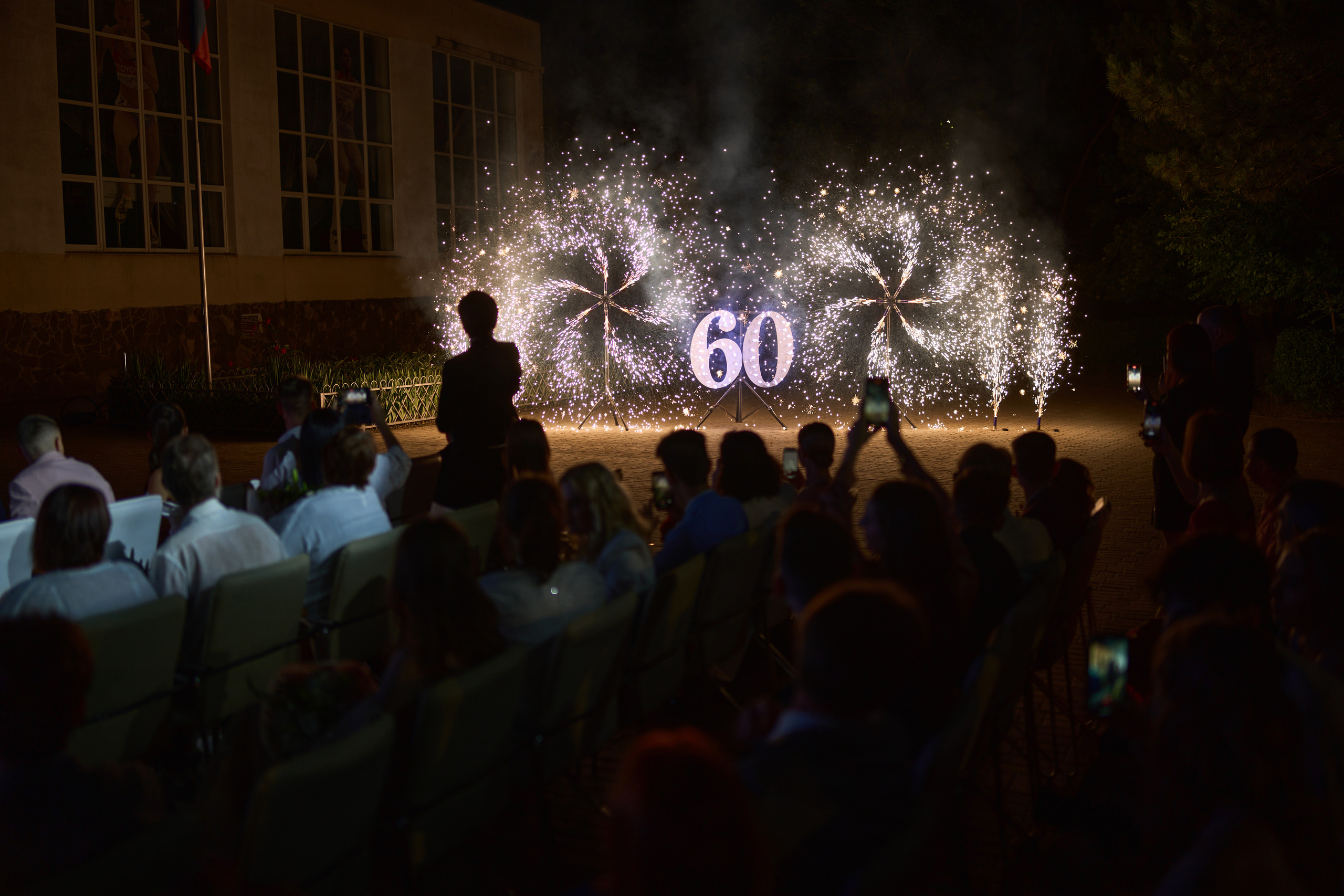 Выпускной (школа и банкет). Фотограф Олег Сотник