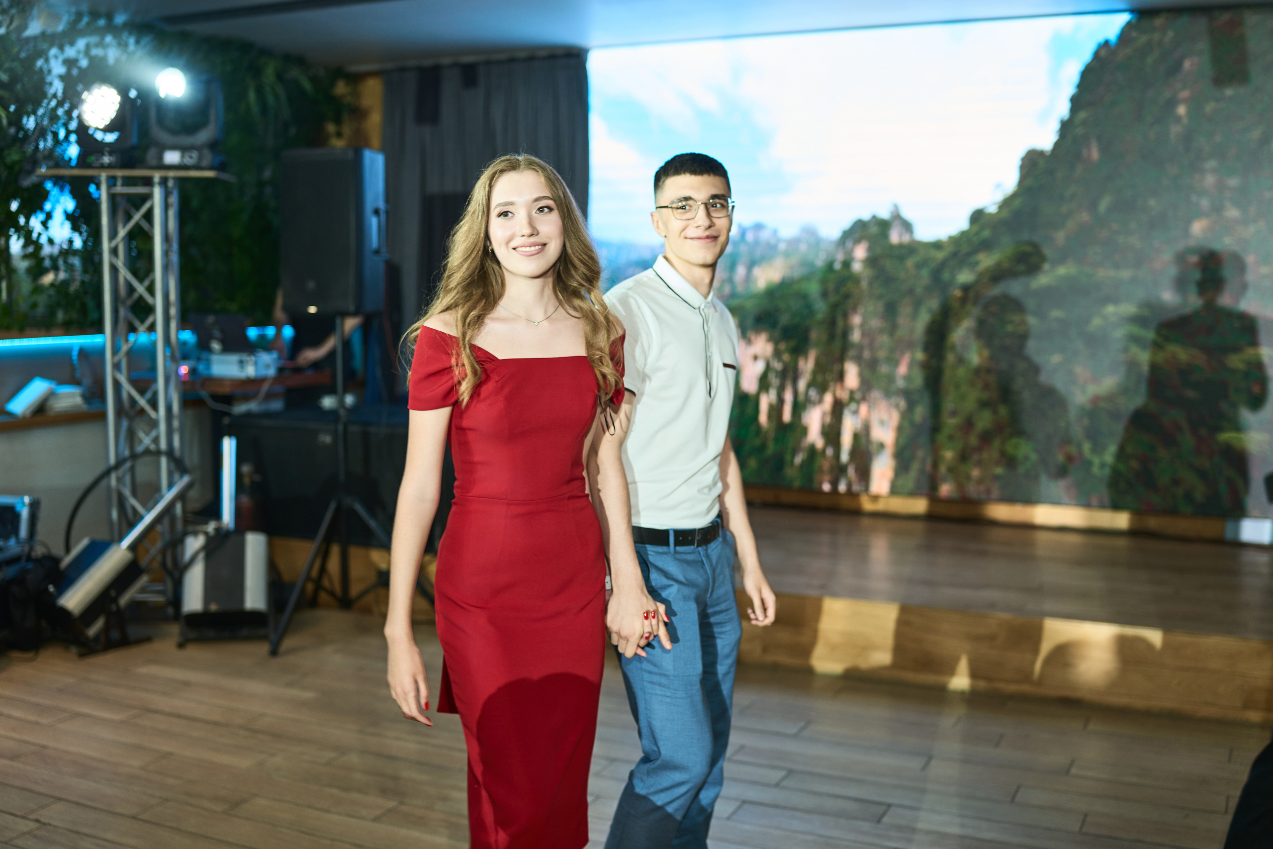 Выпускной (школа и банкет). Фотограф Олег Сотник