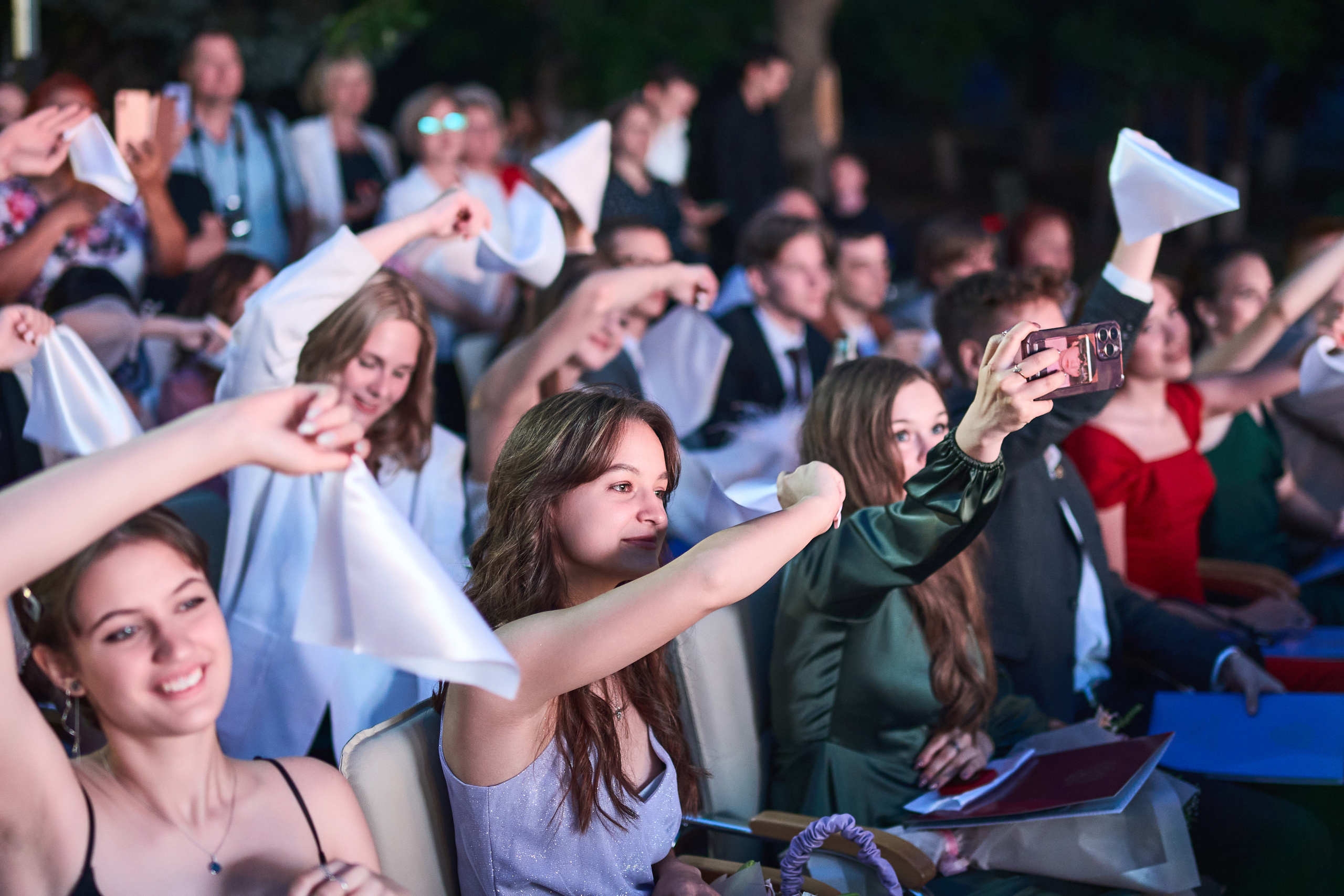 Выпускной (школа и банкет). Фотограф Олег Сотник