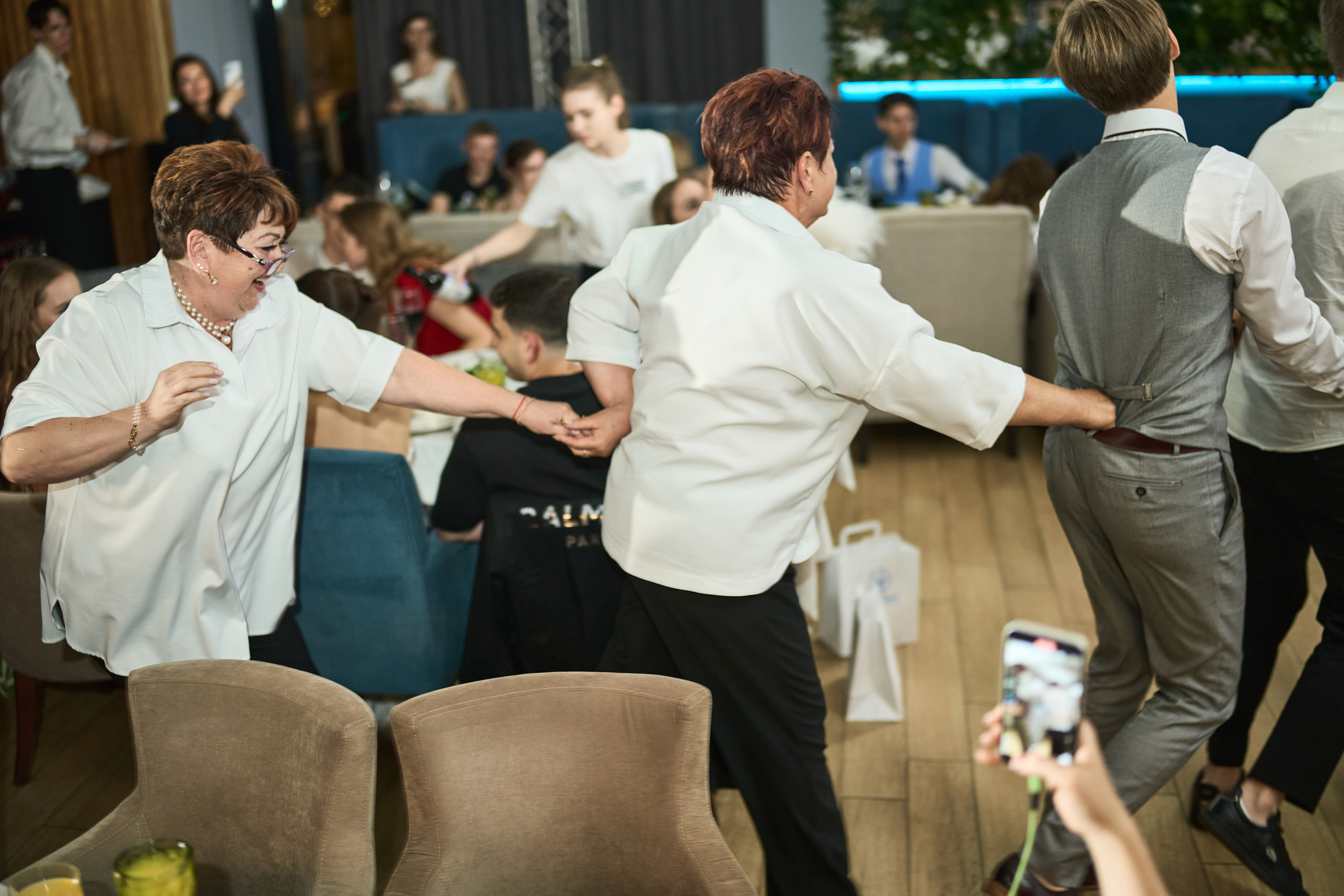 Выпускной (школа и банкет). Фотограф Олег Сотник