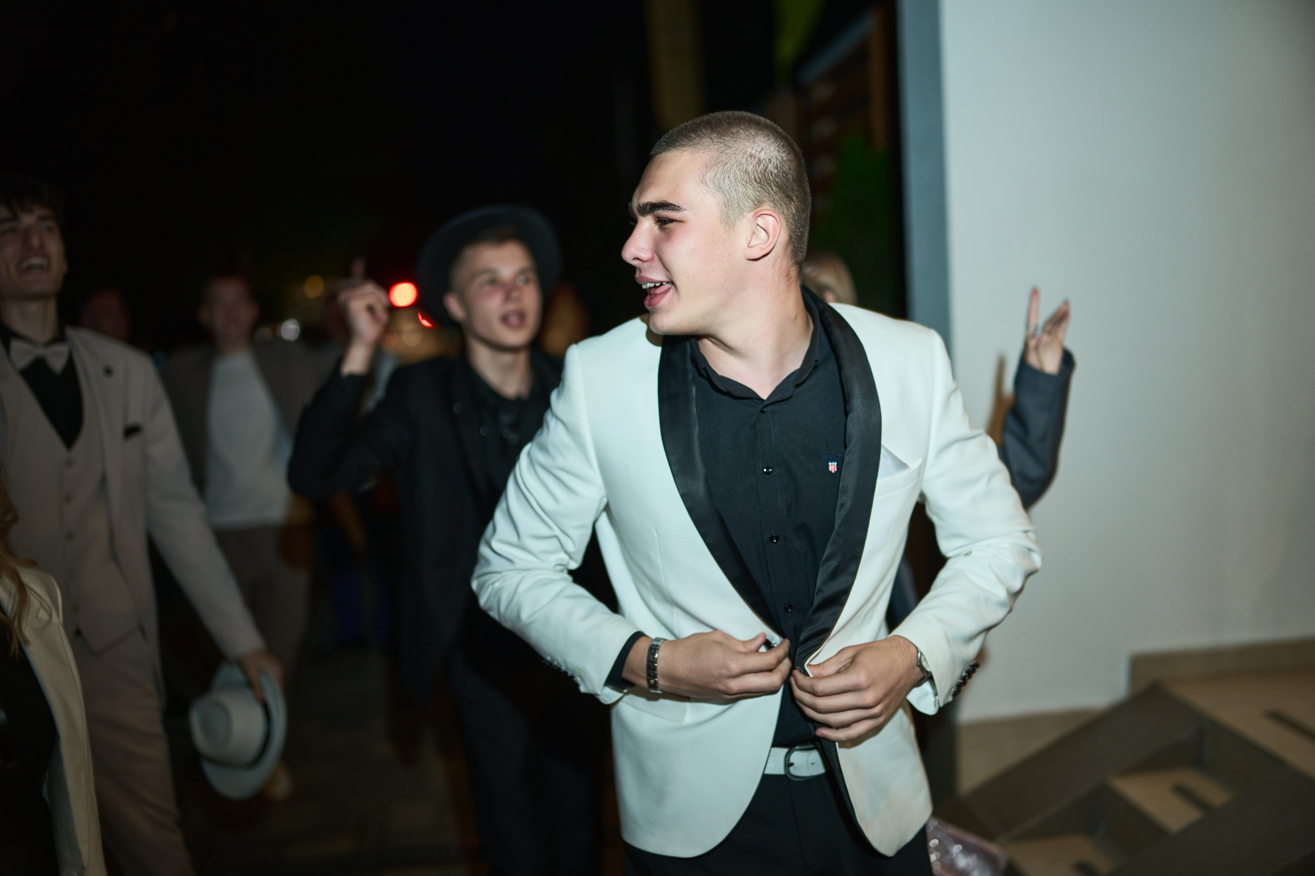 Выпускной (школа и банкет). Фотограф Олег Сотник