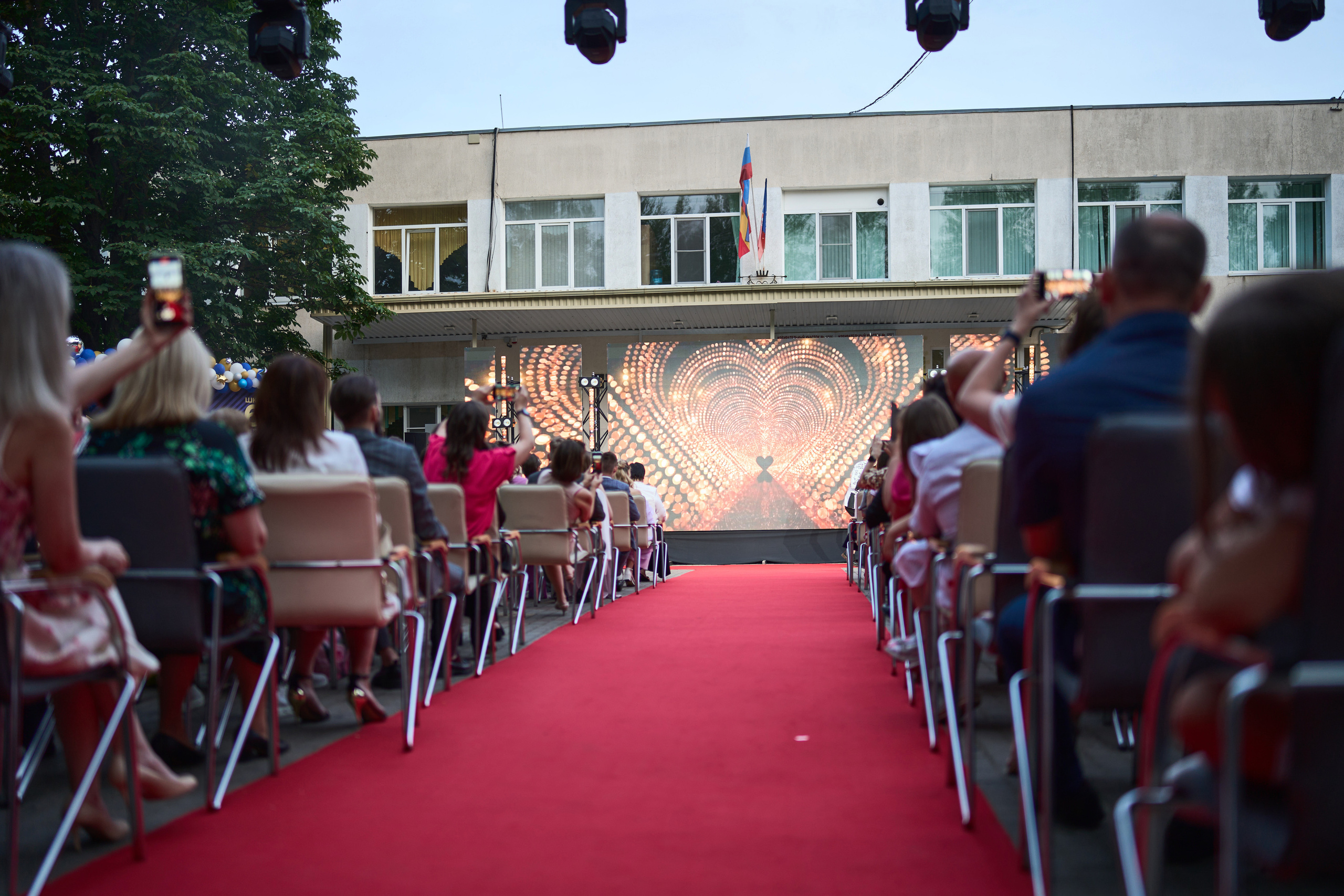 Выпускной (школа и банкет). Фотограф Олег Сотник