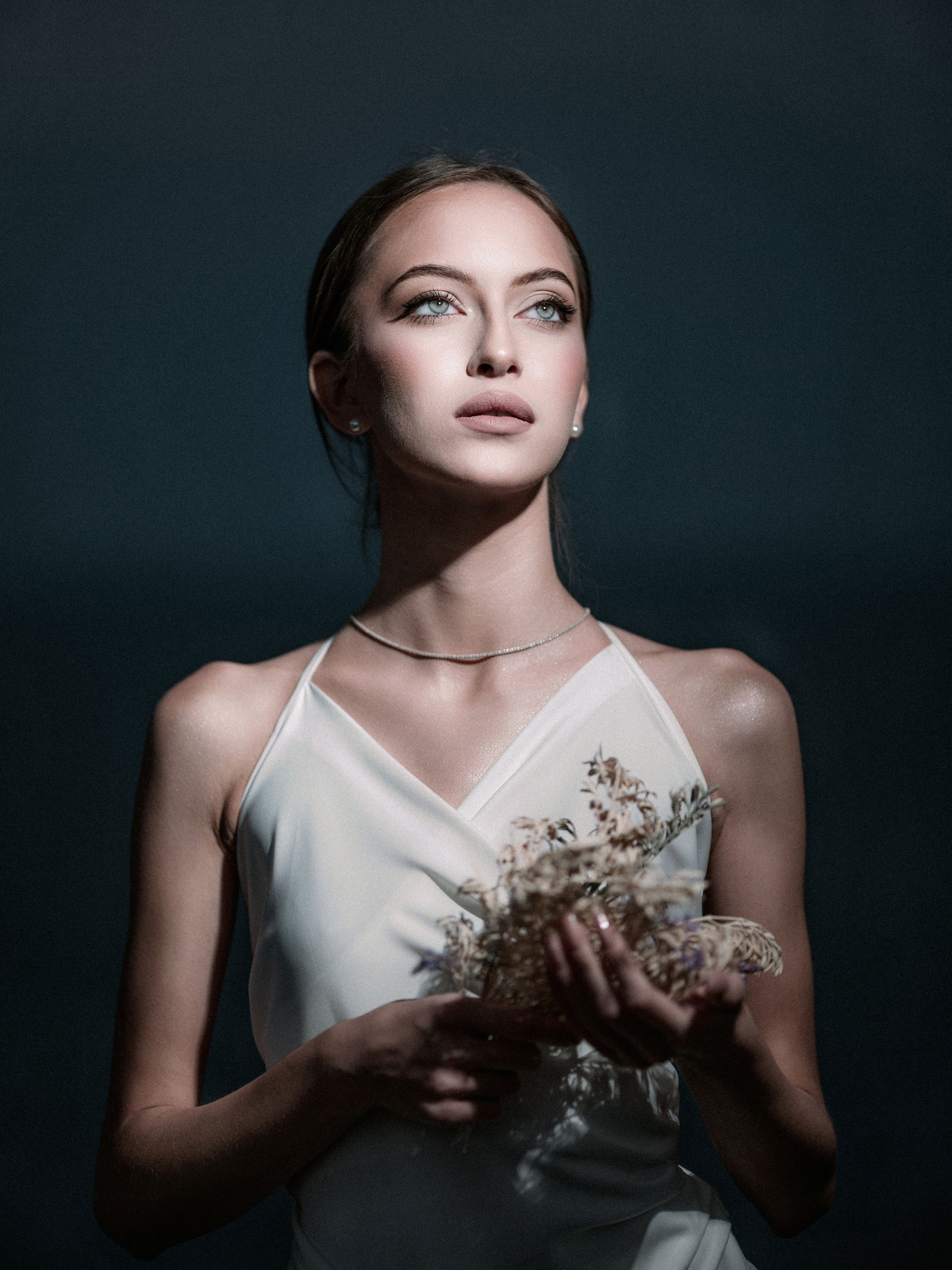 Свадебная прогулка в замке княгини Гагариной. Фотограф Олег Сотник