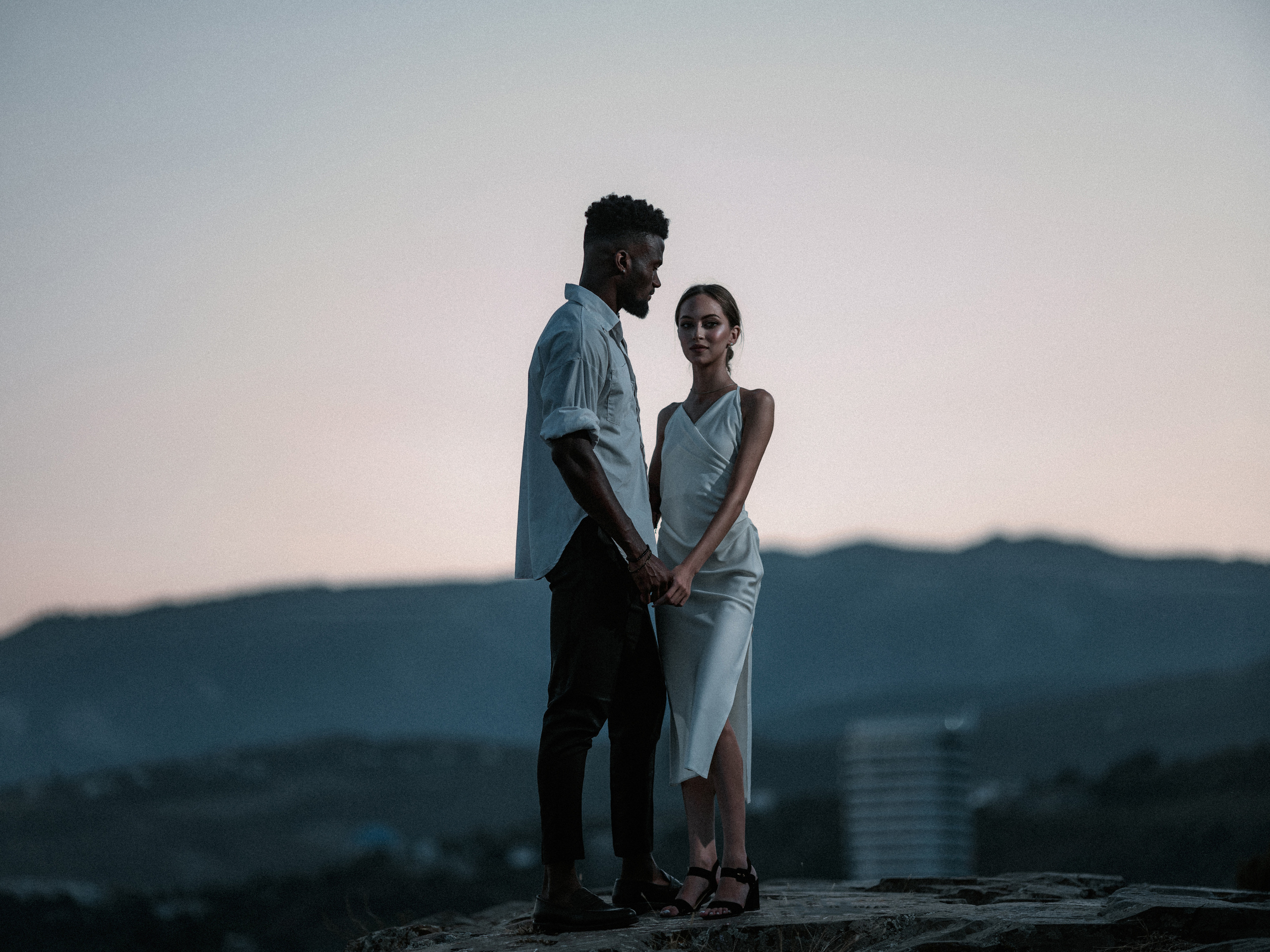 Свадебная прогулка в замке княгини Гагариной. Фотограф Олег Сотник