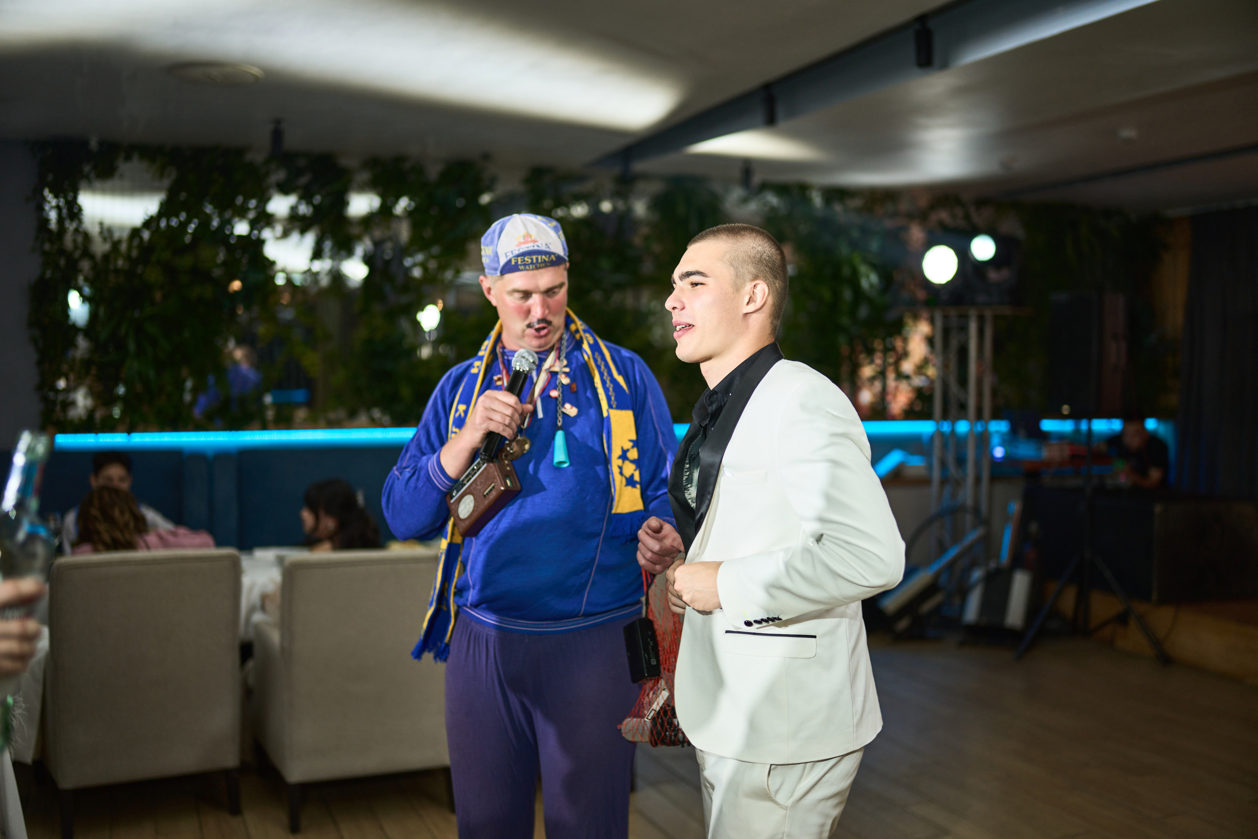 Выпускной (школа и банкет). Фотограф Олег Сотник