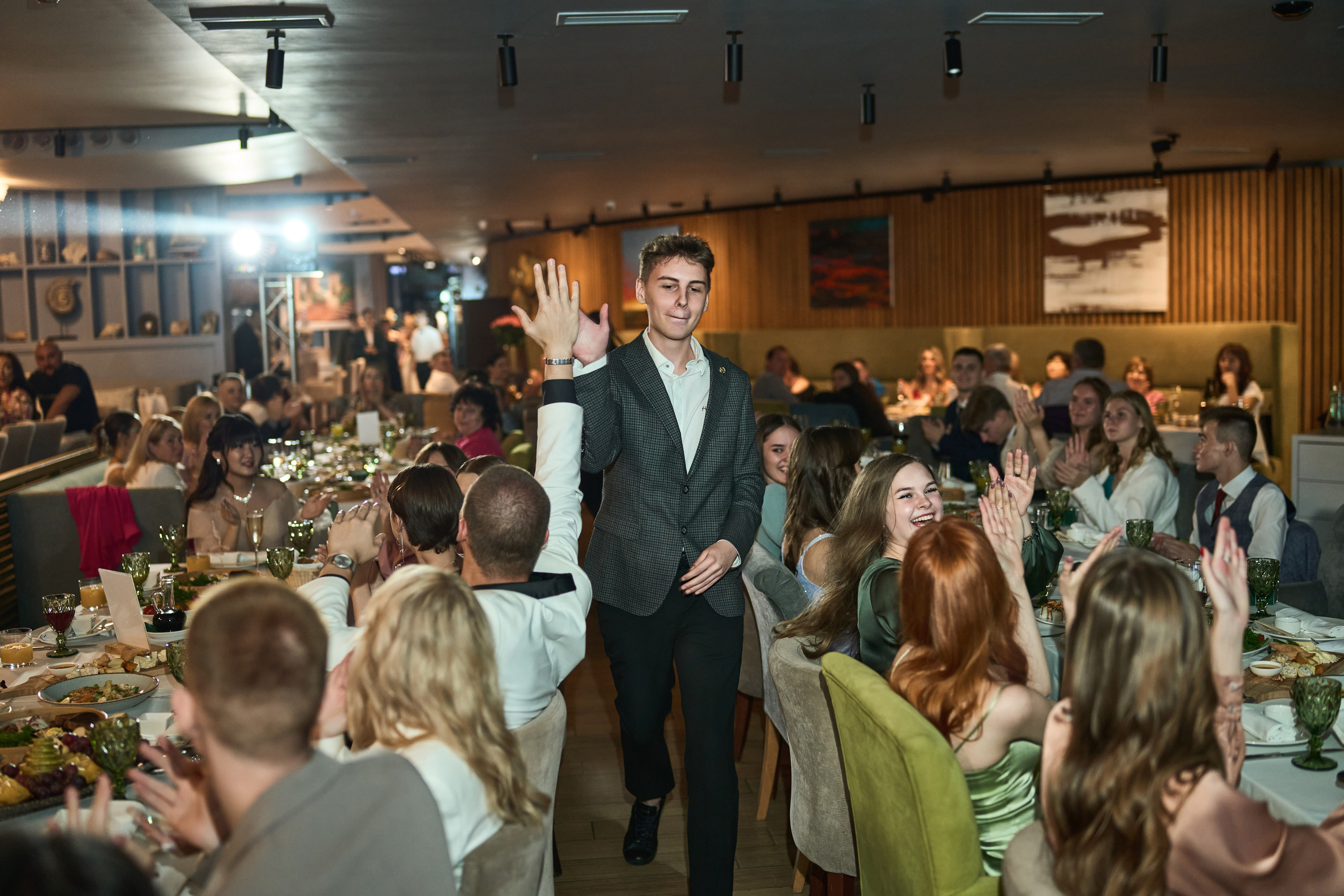 Выпускной (школа и банкет). Фотограф Олег Сотник