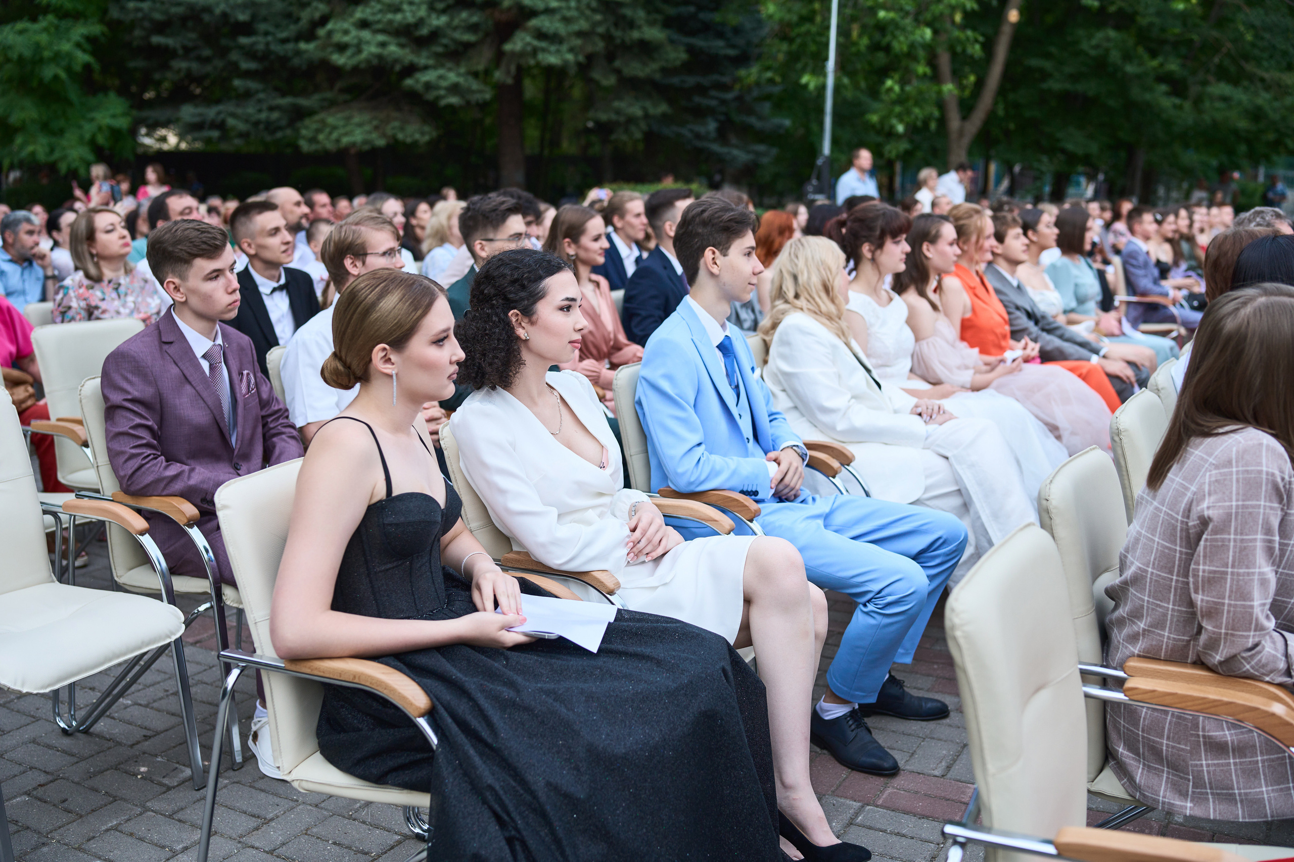 Выпускной (школа и банкет). Фотограф Олег Сотник