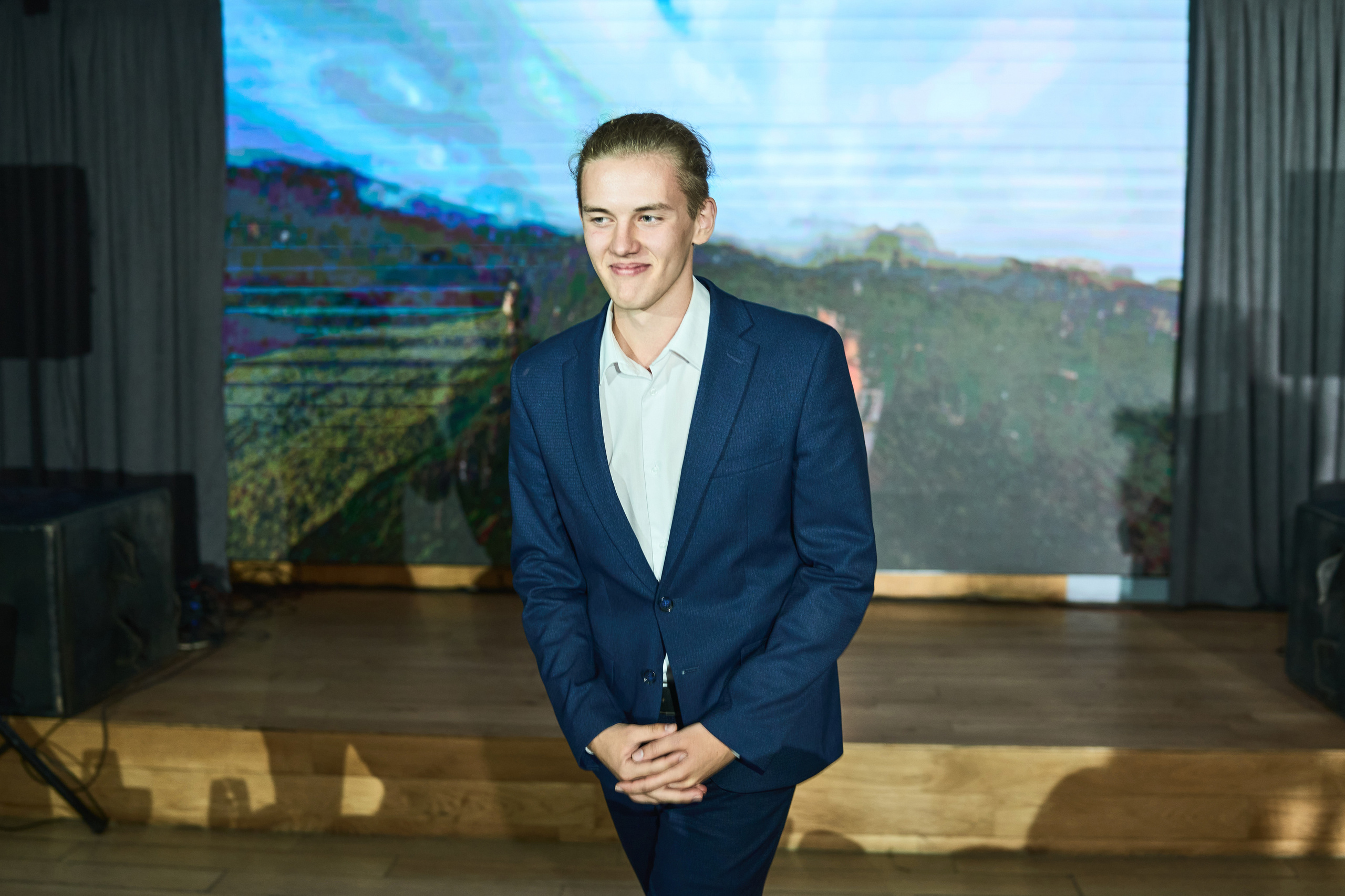 Выпускной (школа и банкет). Фотограф Олег Сотник