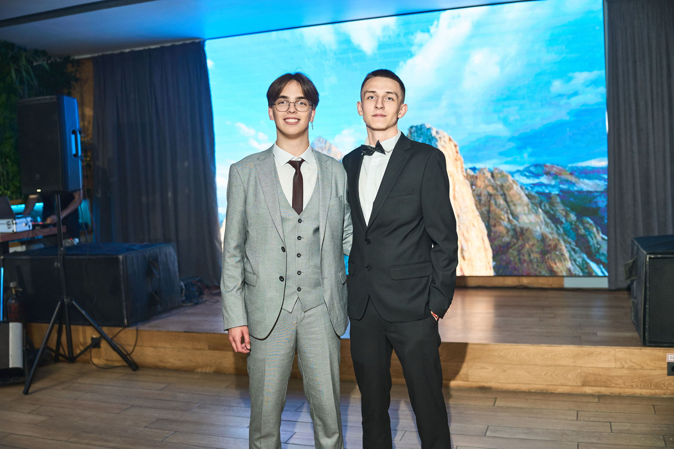 Выпускной (школа и банкет). Фотограф Олег Сотник