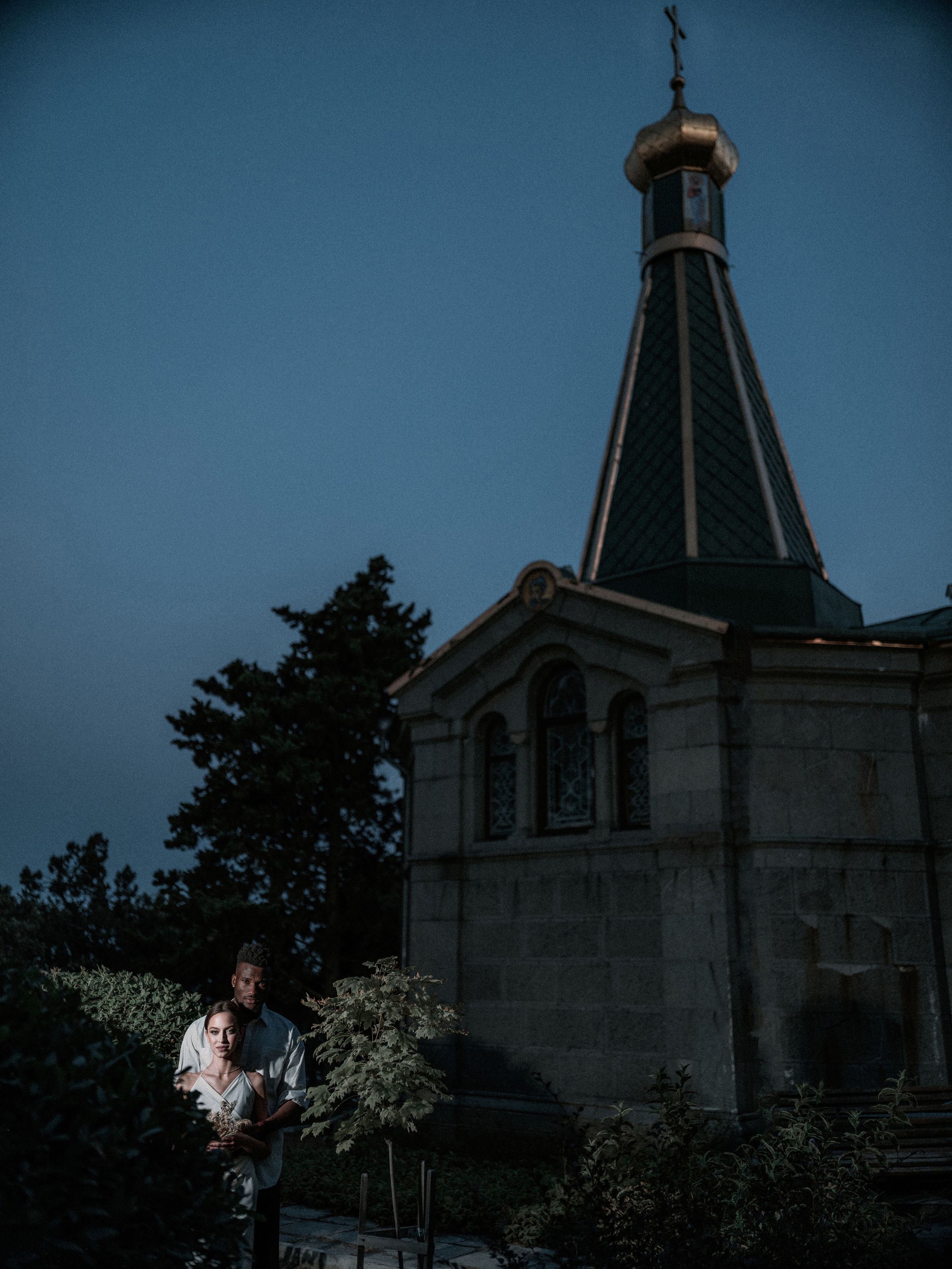 Свадебная прогулка в замке княгини Гагариной. Фотограф Олег Сотник