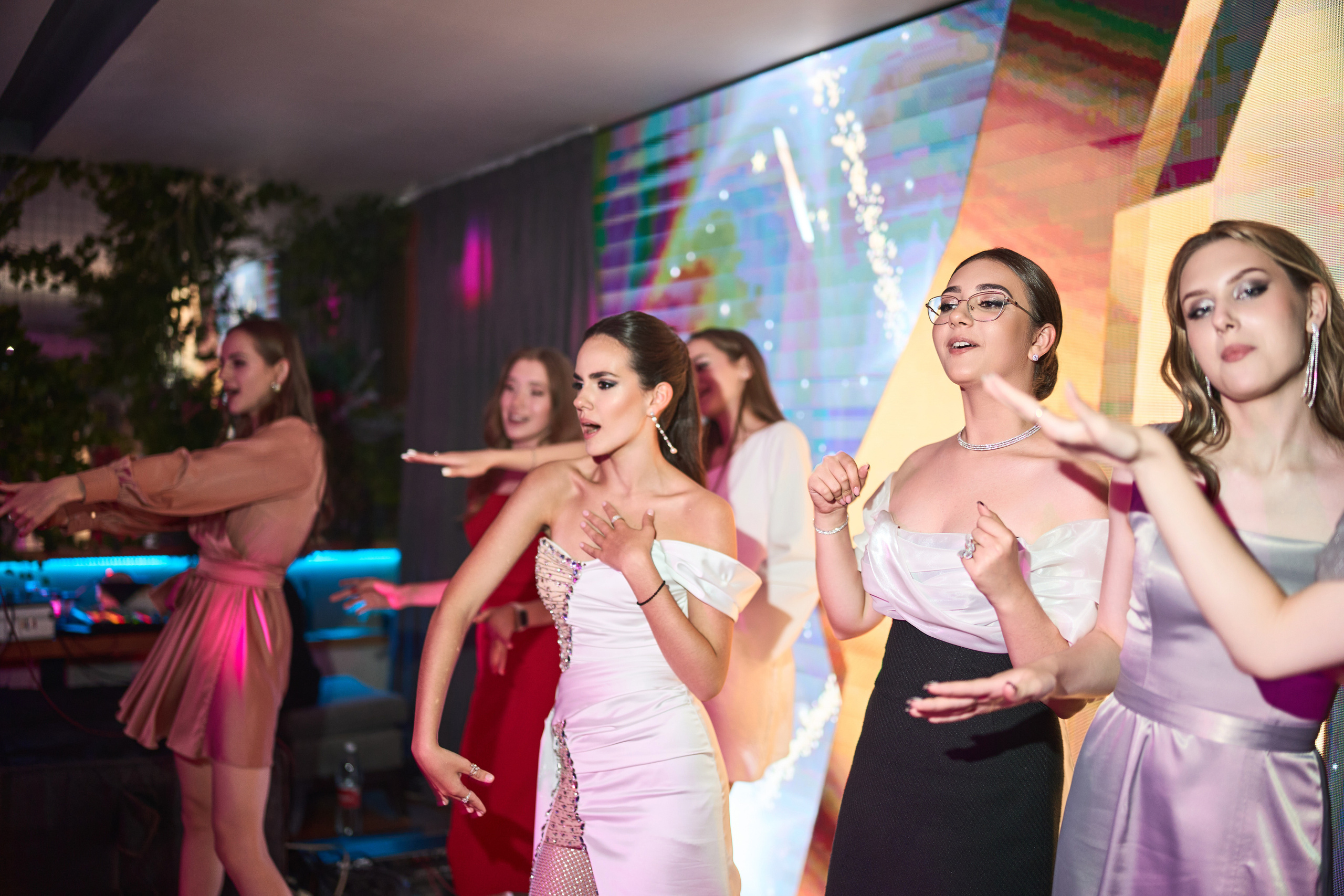 Выпускной (школа и банкет). Фотограф Олег Сотник