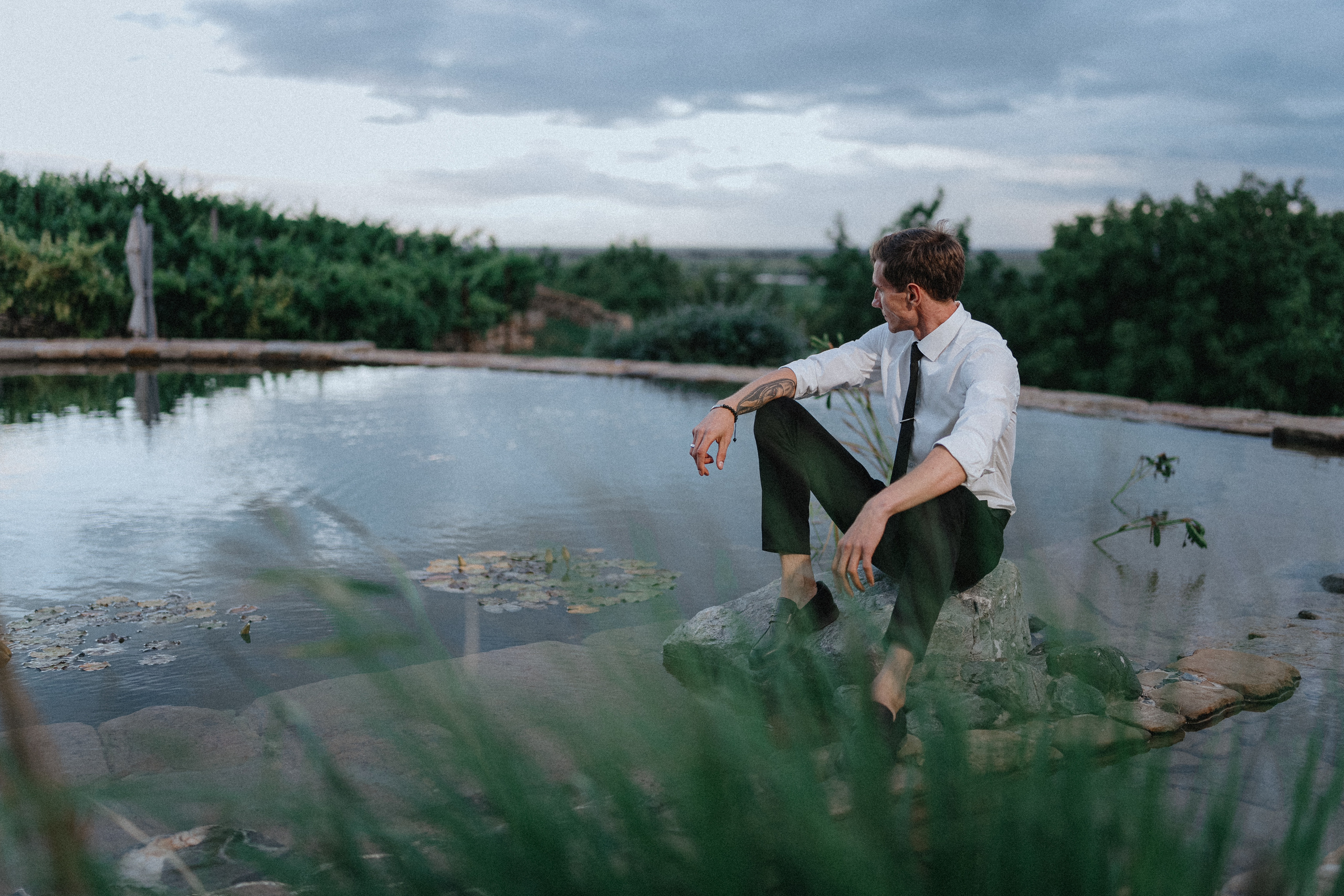 Свадебная прогулка на винодельне. Фотограф Олег Сотник