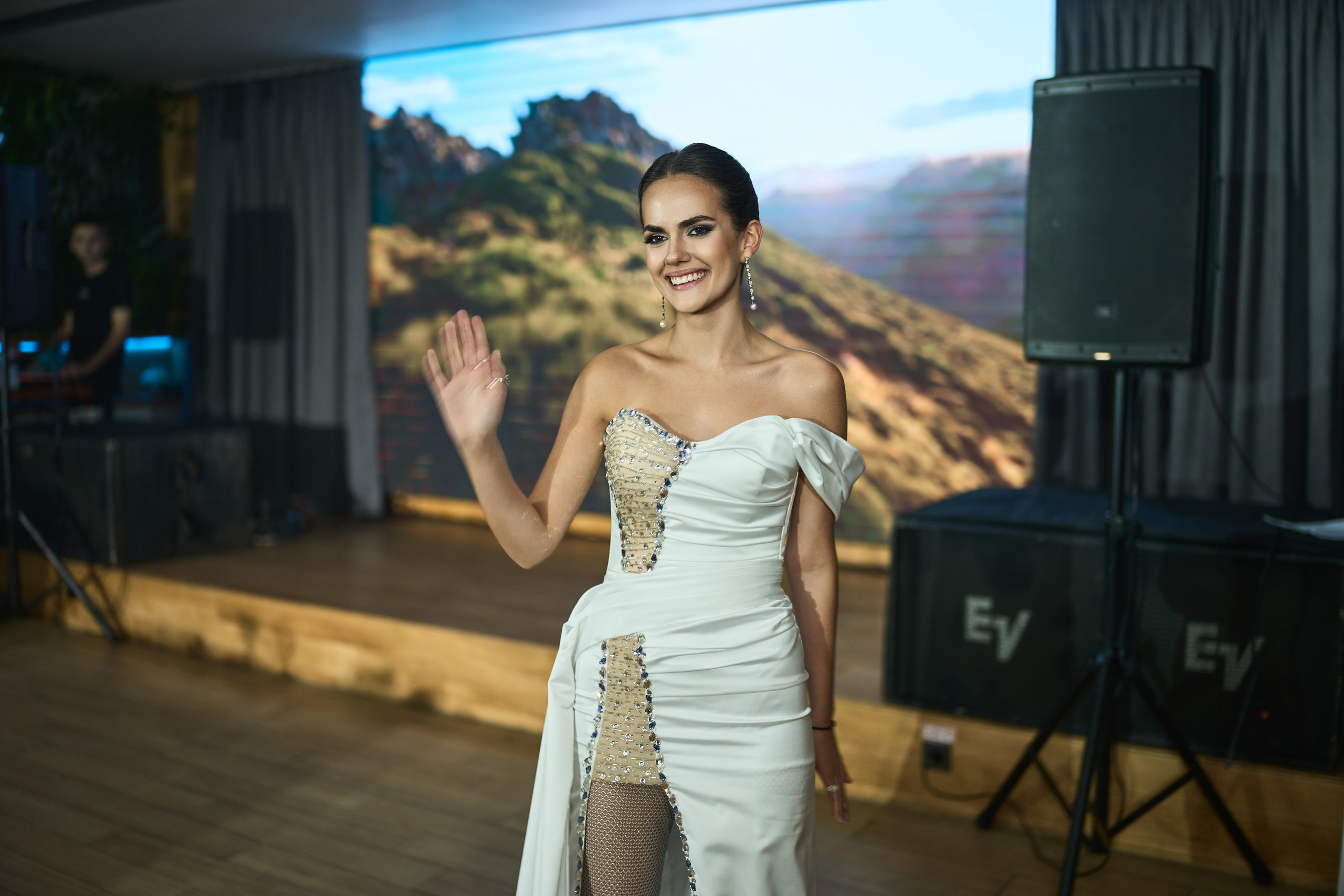 Выпускной (школа и банкет). Фотограф Олег Сотник