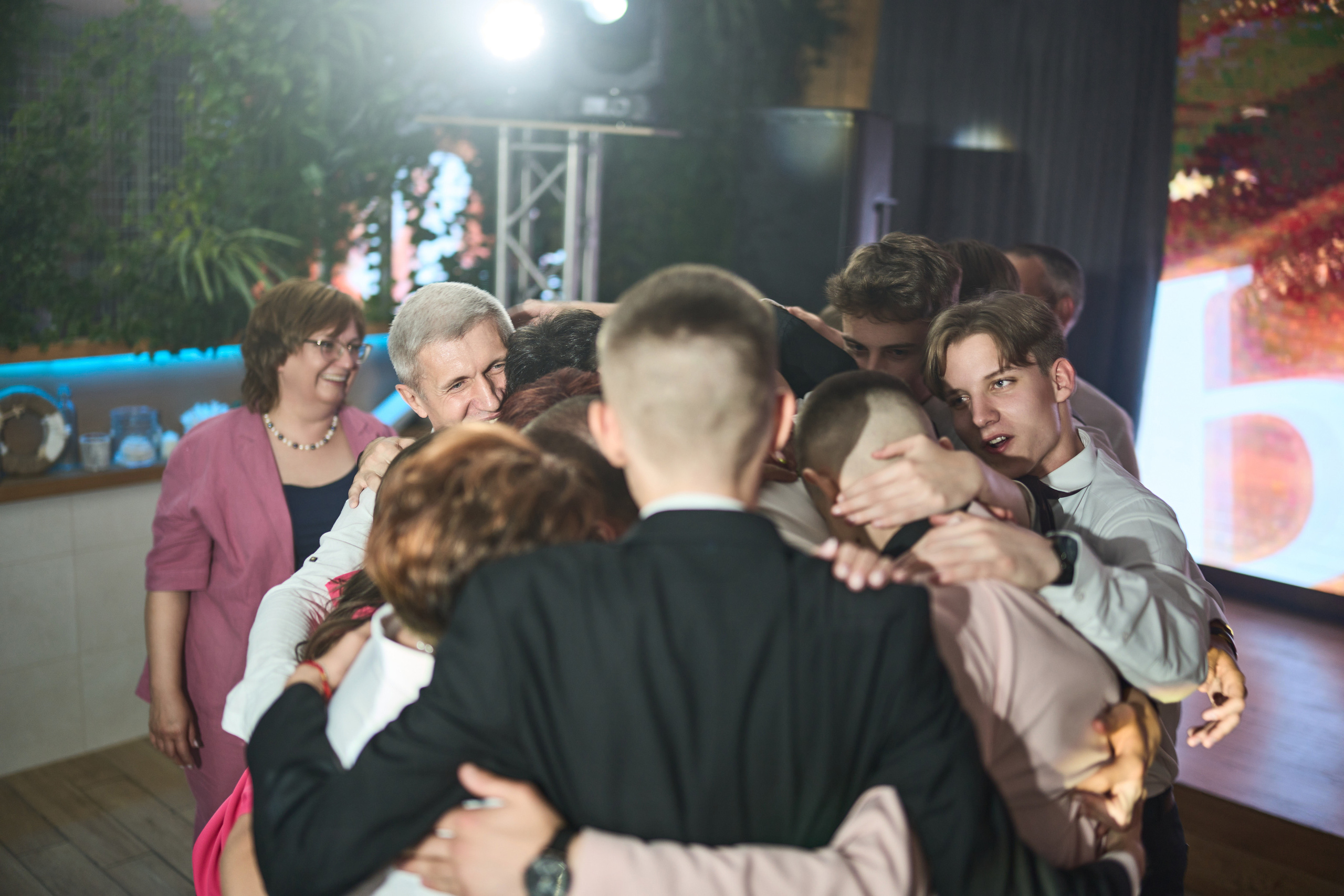 Выпускной (школа и банкет). Фотограф Олег Сотник